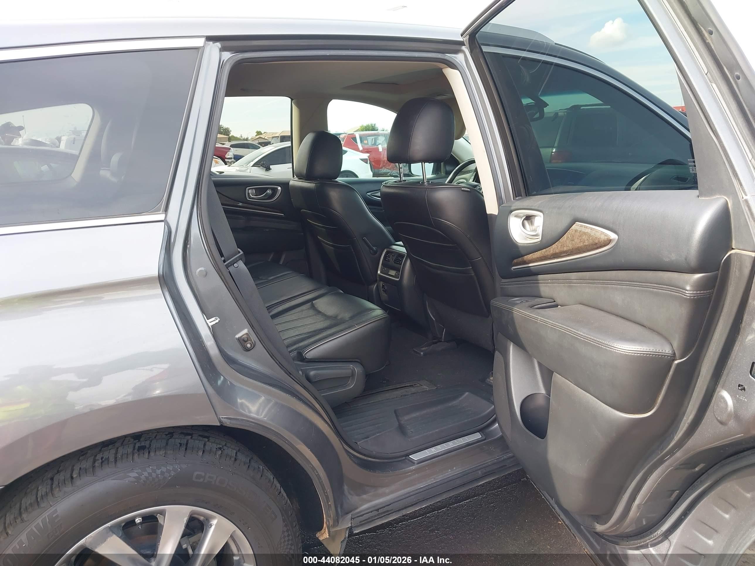 INFINITI QX60 image 8