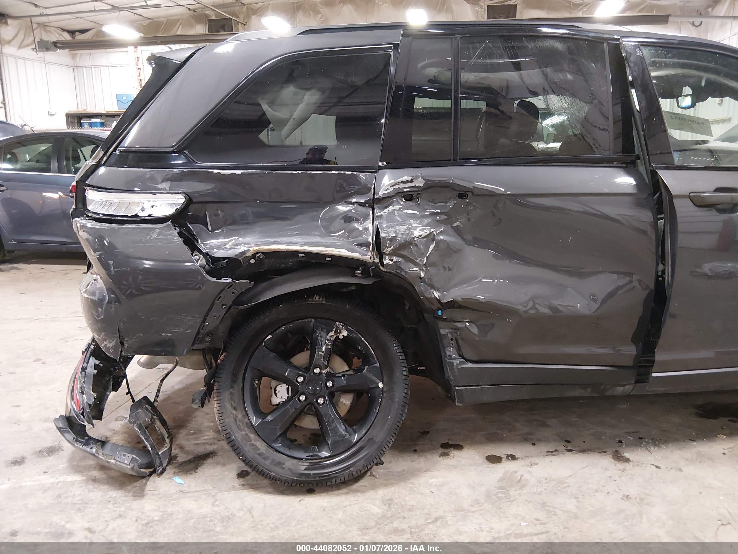 JEEP GRAND image 6