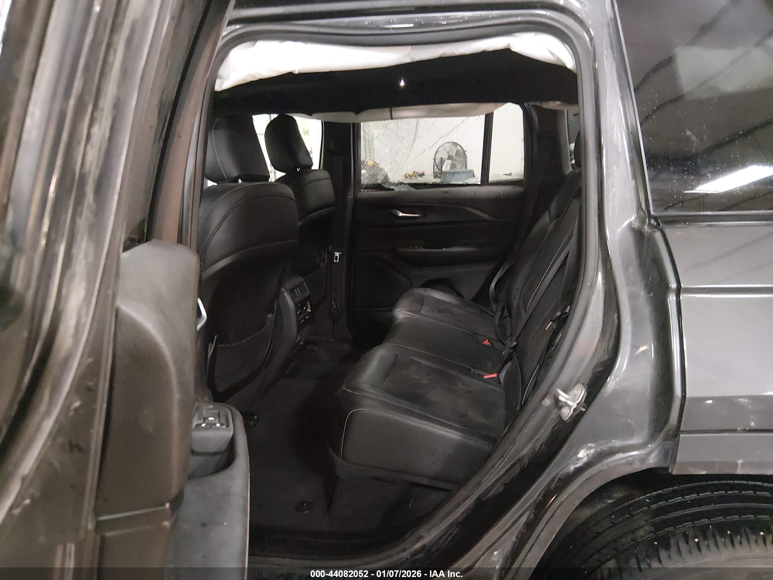 JEEP GRAND image 8