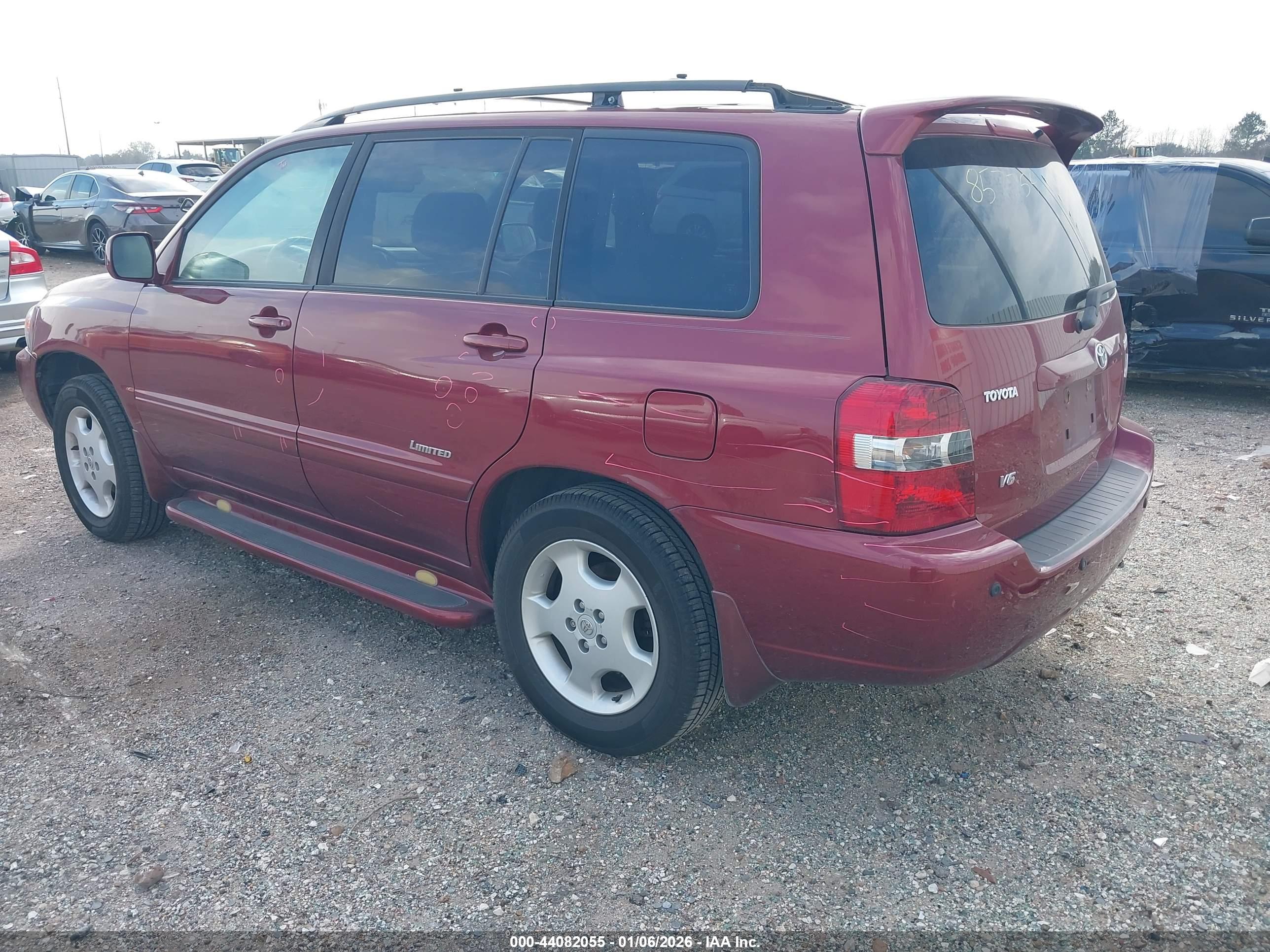 TOYOTA HIGHLANDER image 3