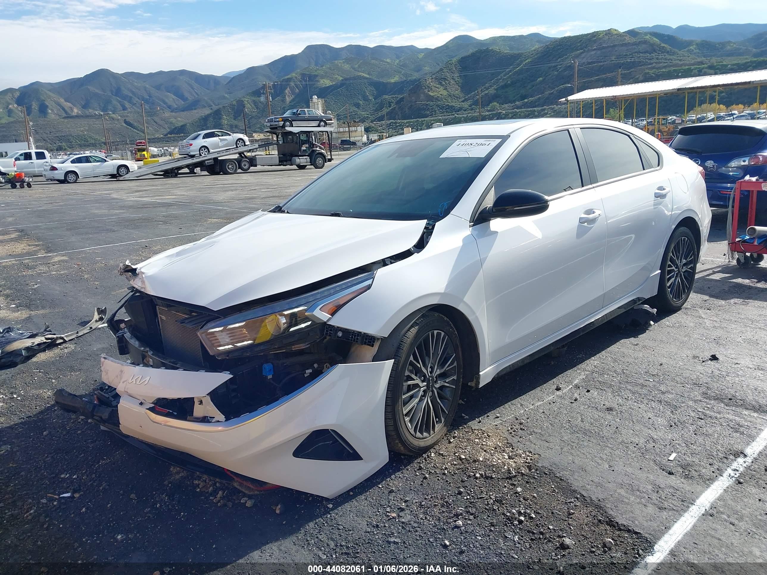 KIA FORTE image 2