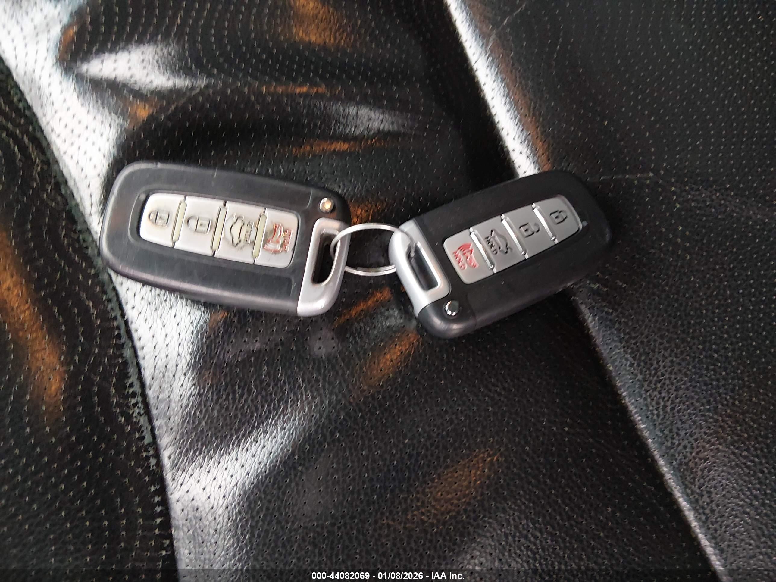 HYUNDAI ELANTRA image 11