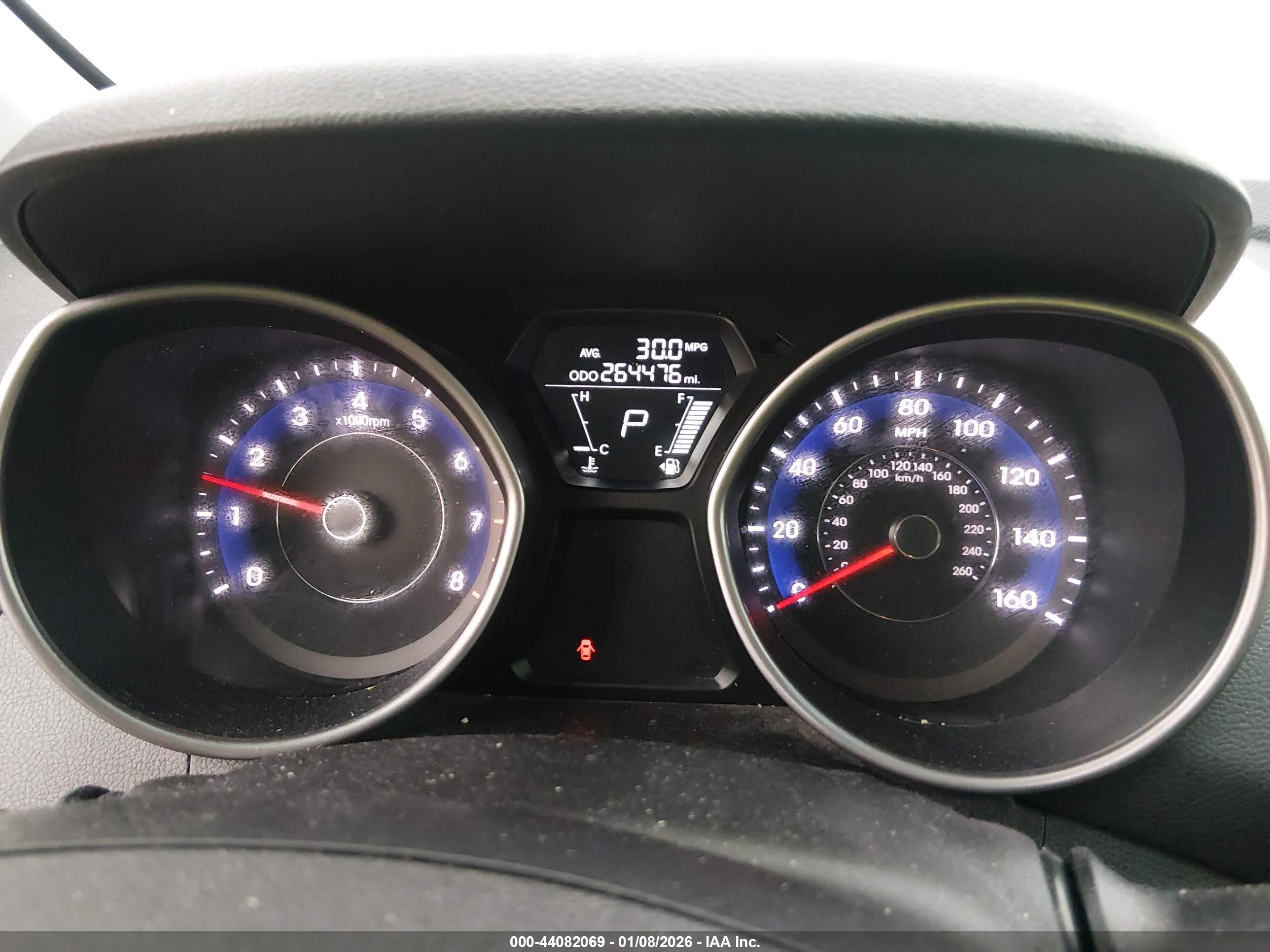 HYUNDAI ELANTRA image 7