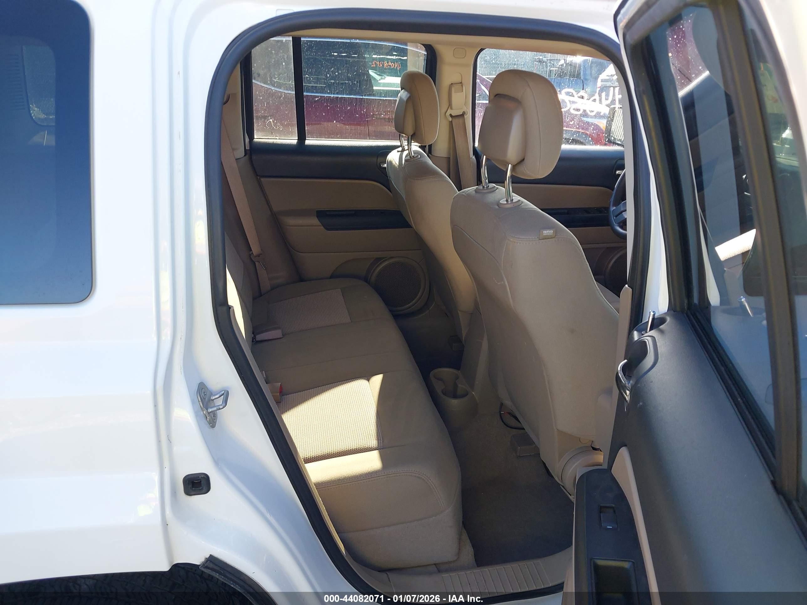 JEEP PATRIOT image 8