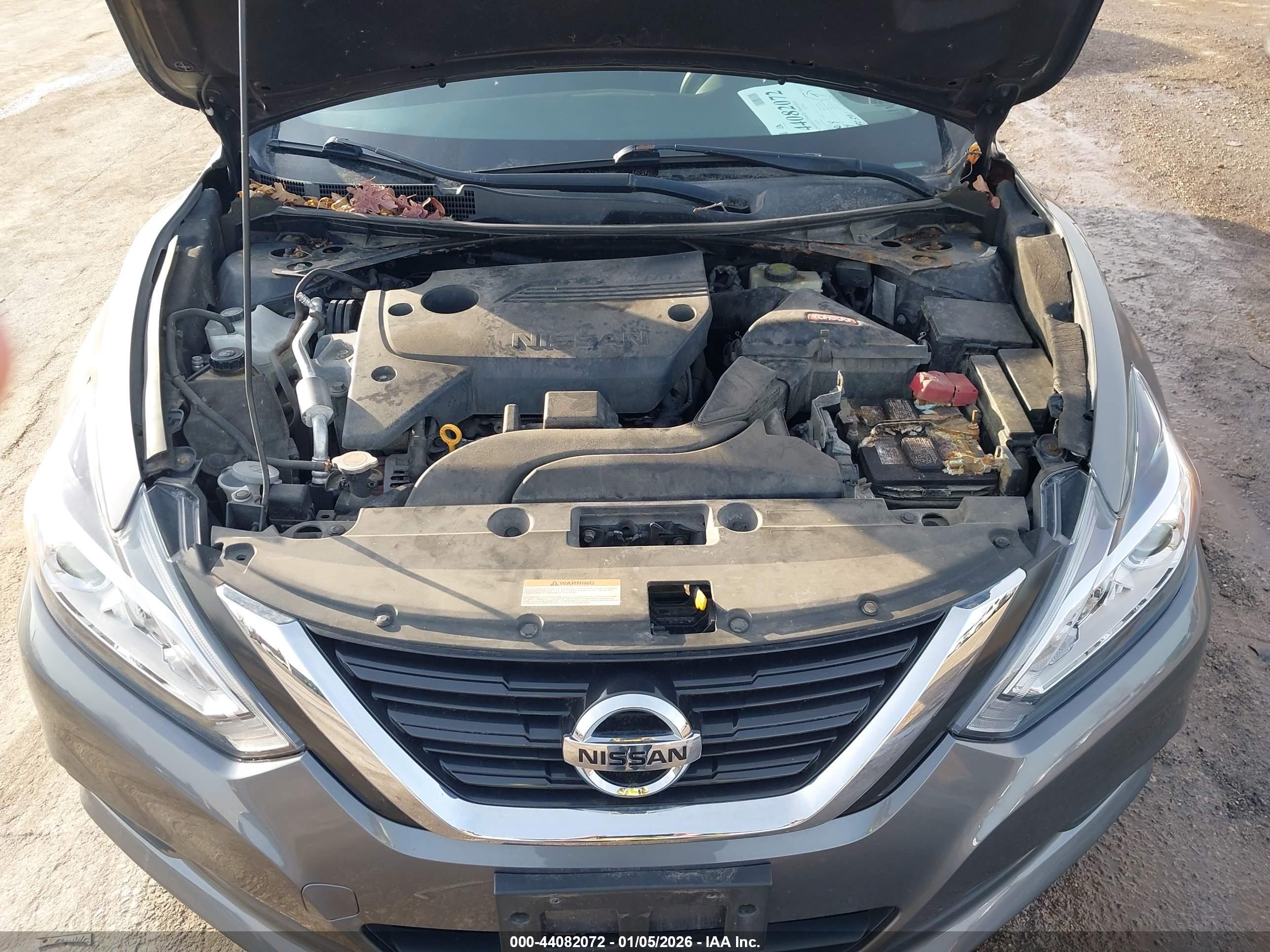 NISSAN ALTIMA image 10