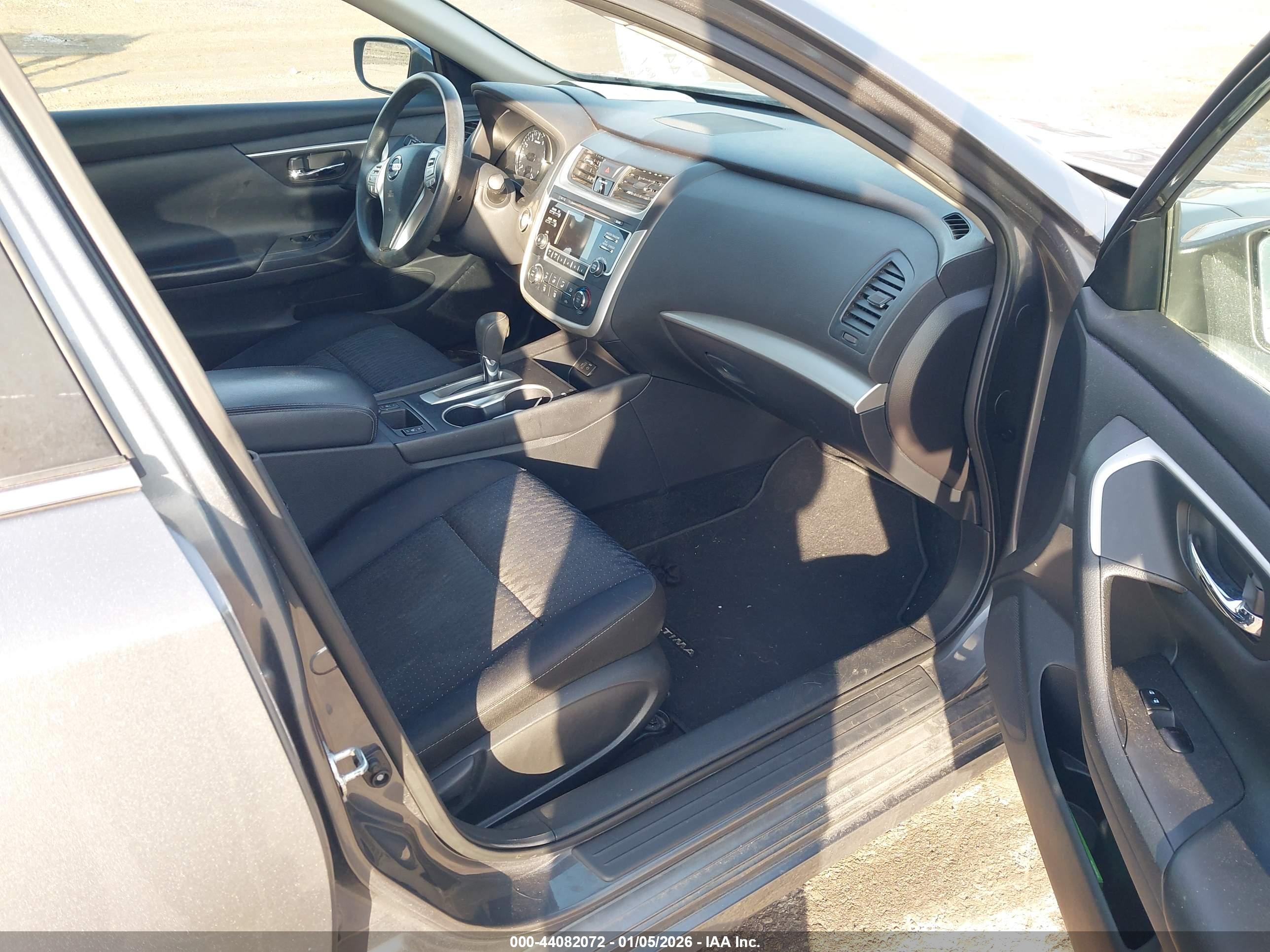 NISSAN ALTIMA image 5