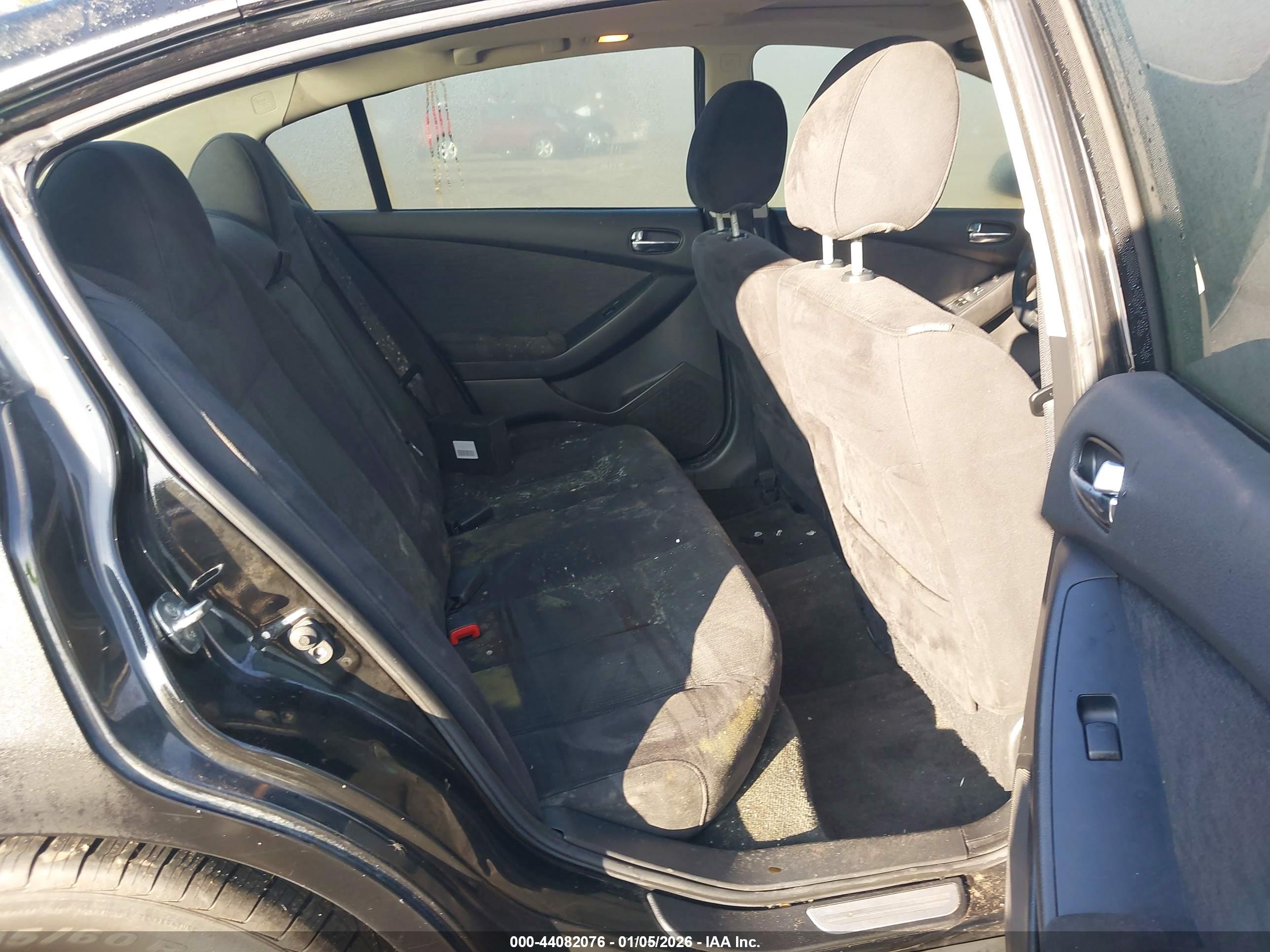 NISSAN ALTIMA image 8
