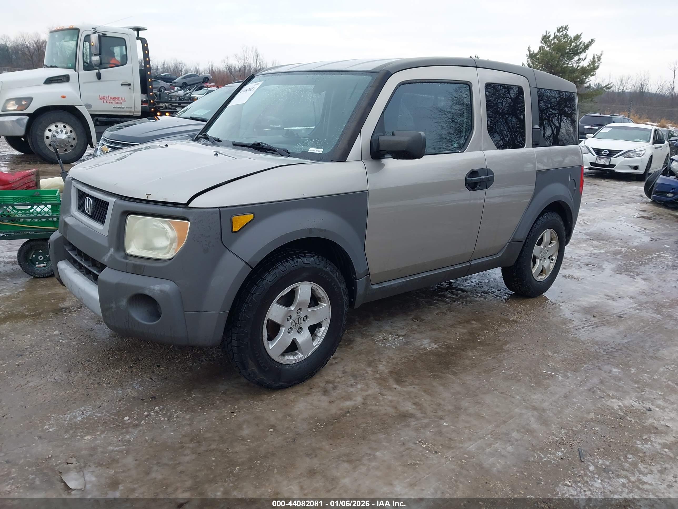 HONDA ELEMENT image 2