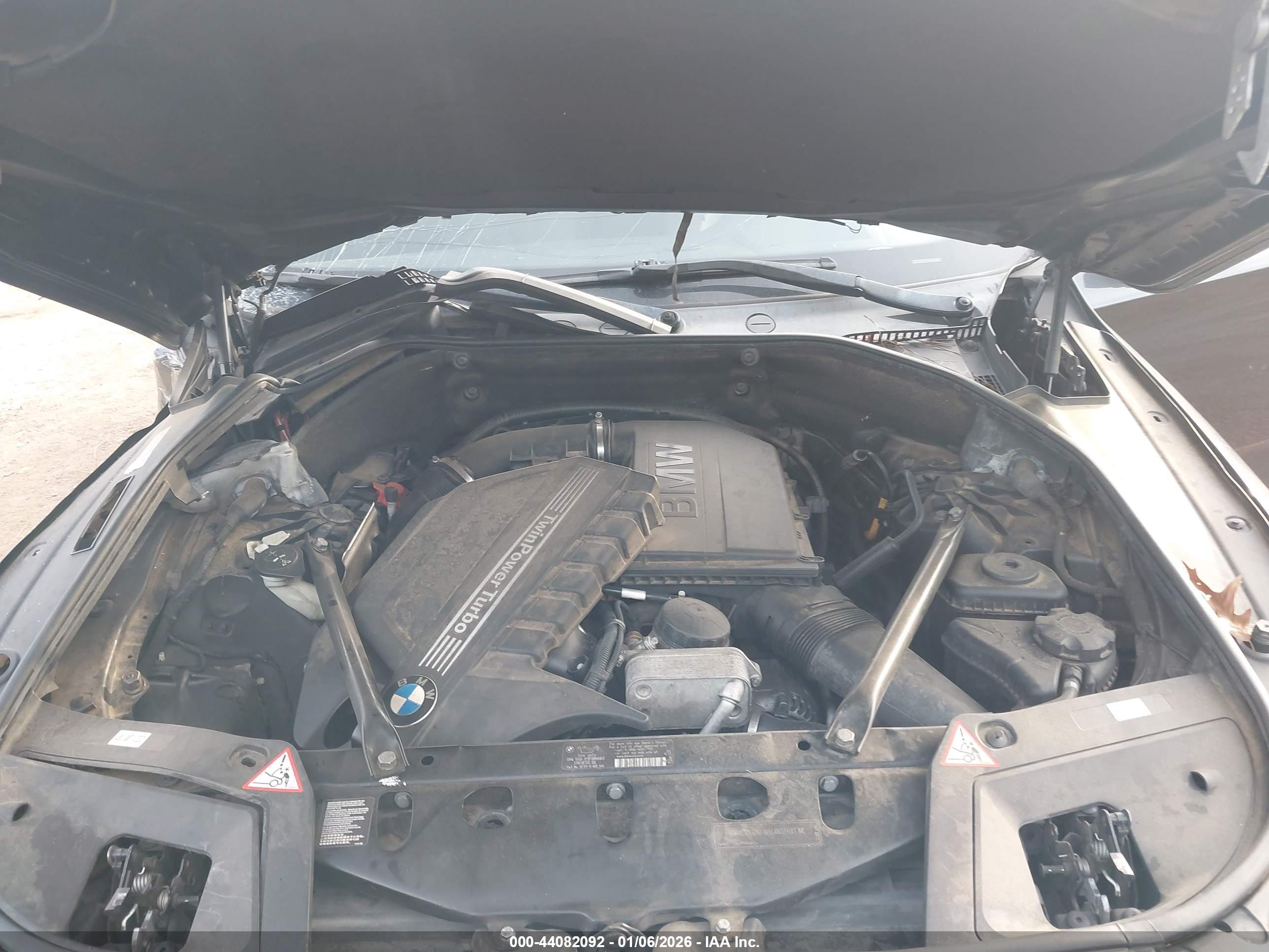 BMW 535I image 10