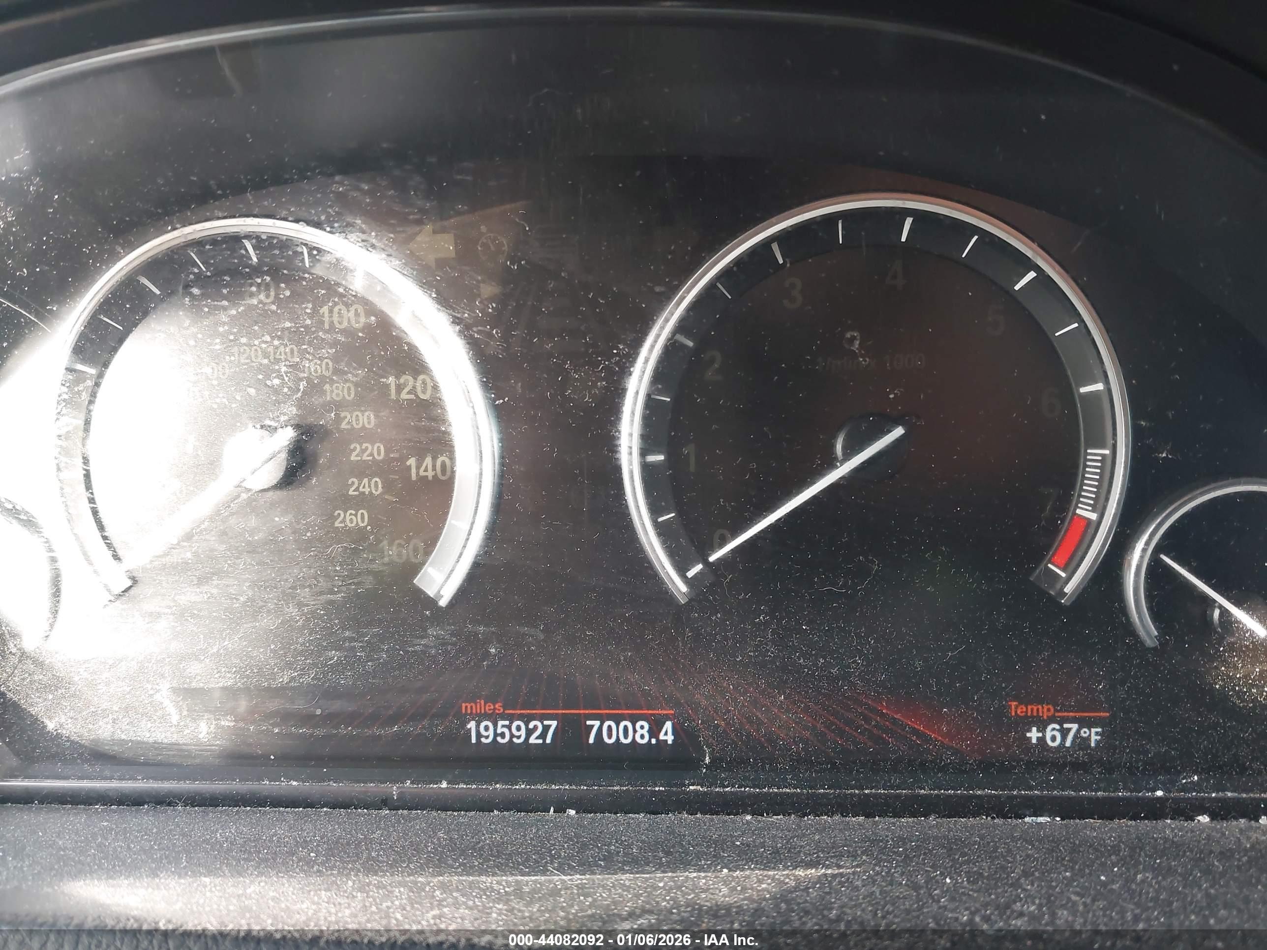 BMW 535I image 7