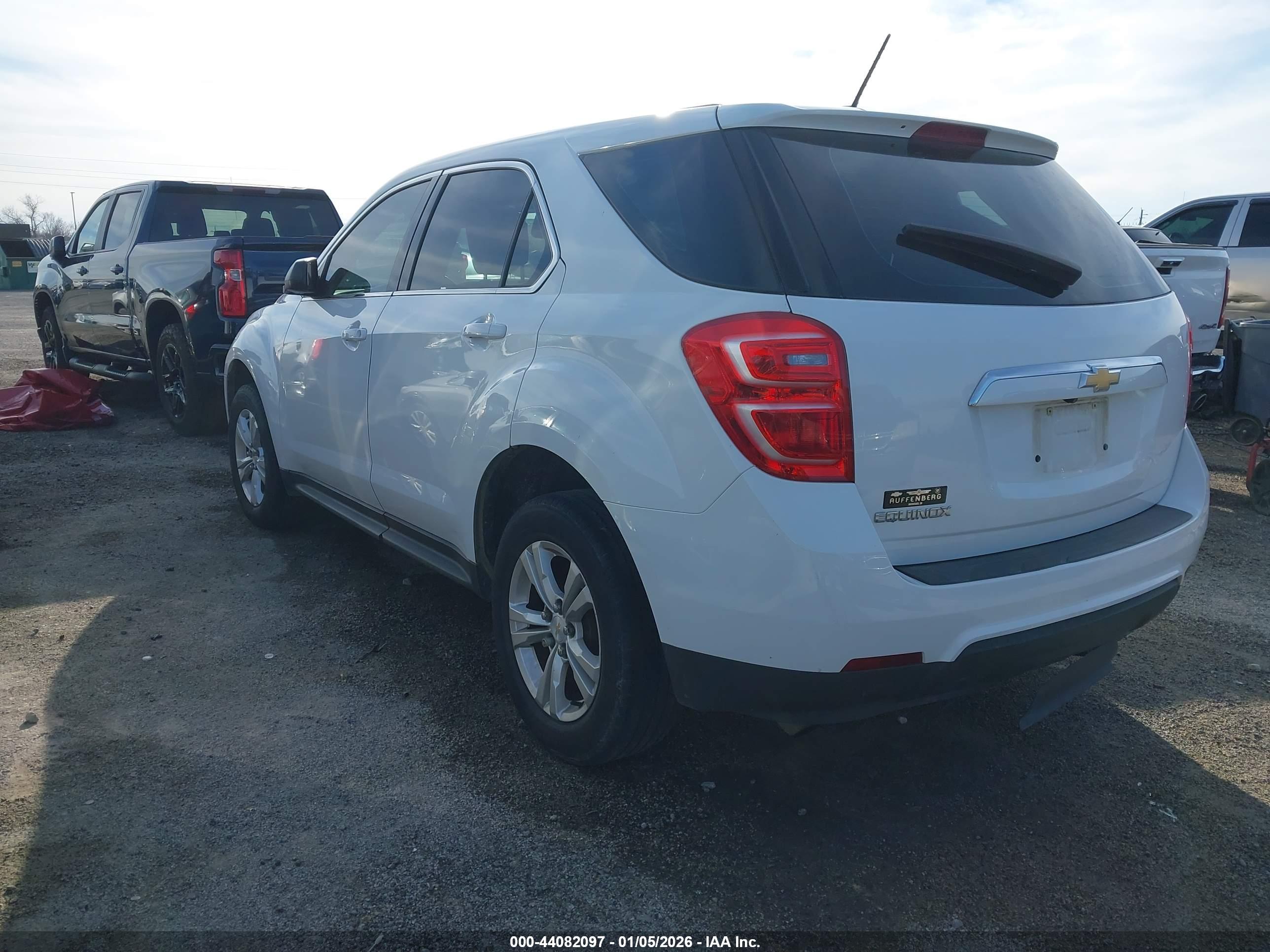 CHEVROLET EQUINOX image 3
