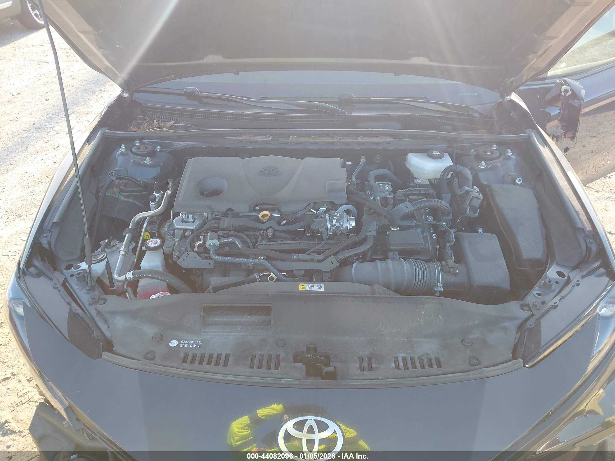 TOYOTA CAMRY image 10