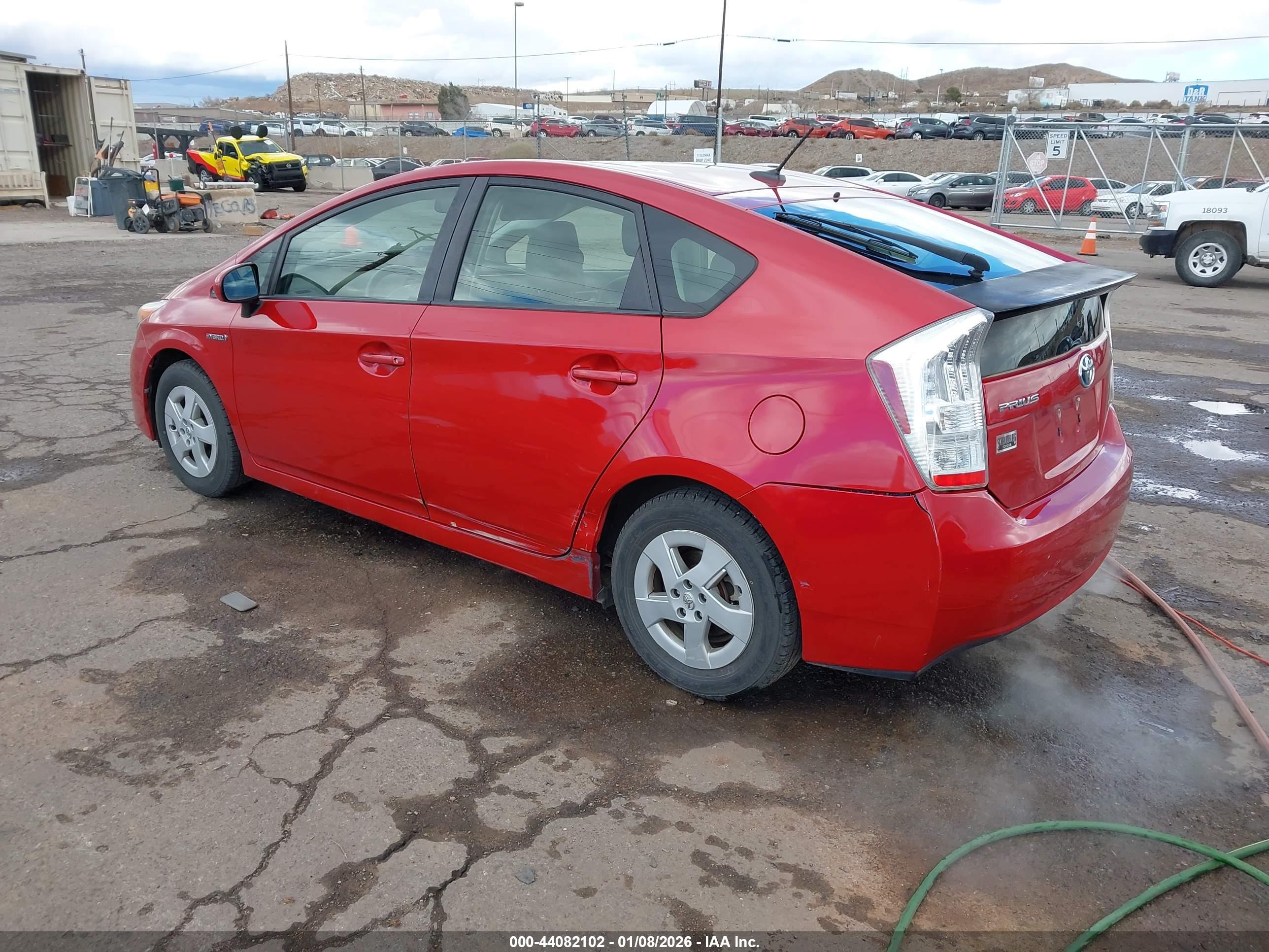 TOYOTA PRIUS image 3