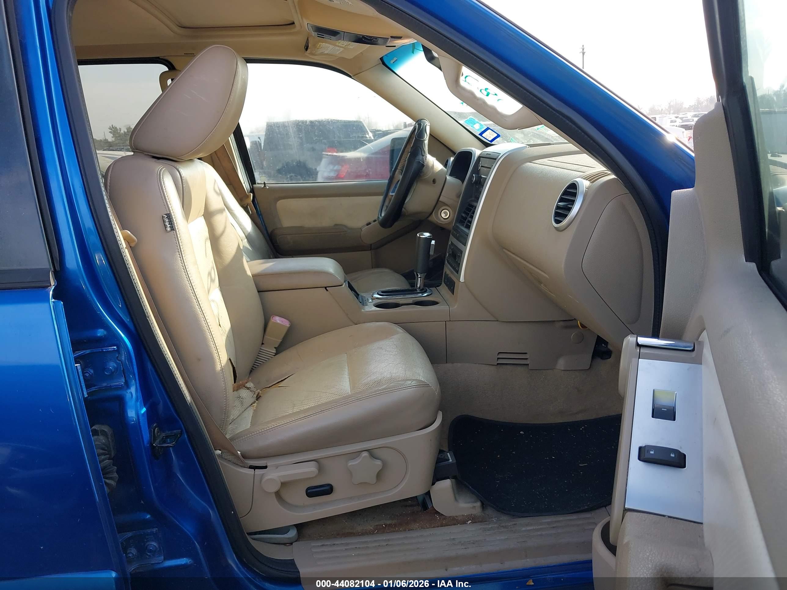 MERCURY MOUNTAINEER image 5