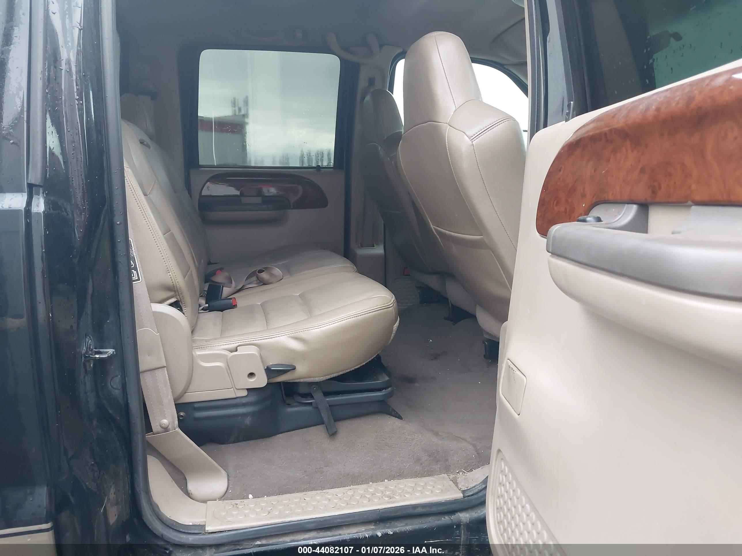 FORD F-350 image 8