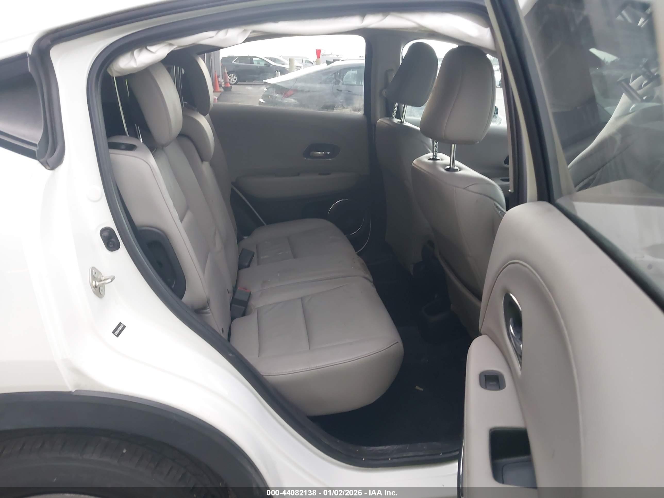 HONDA HR-V image 8