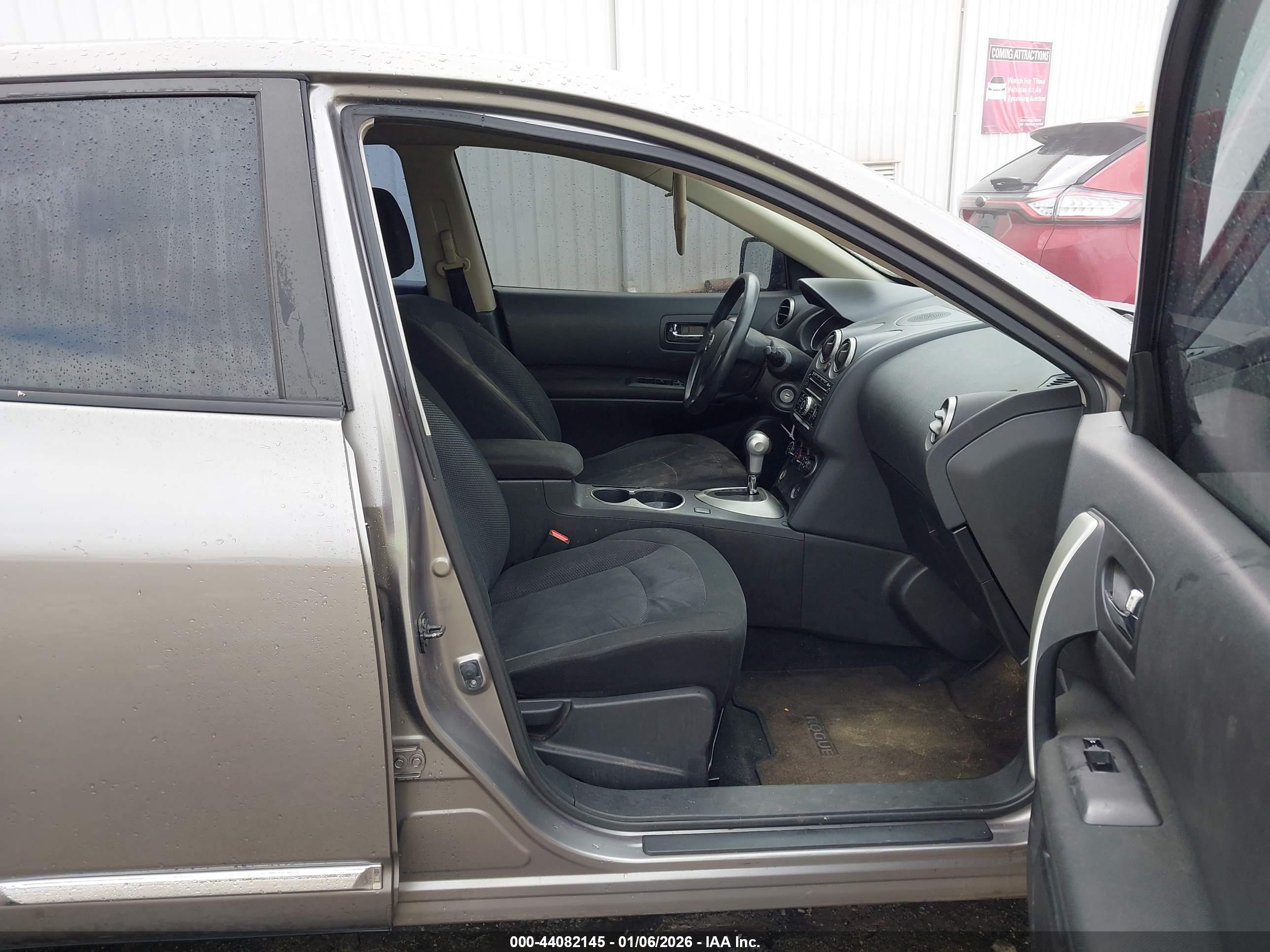 NISSAN ROGUE image 5