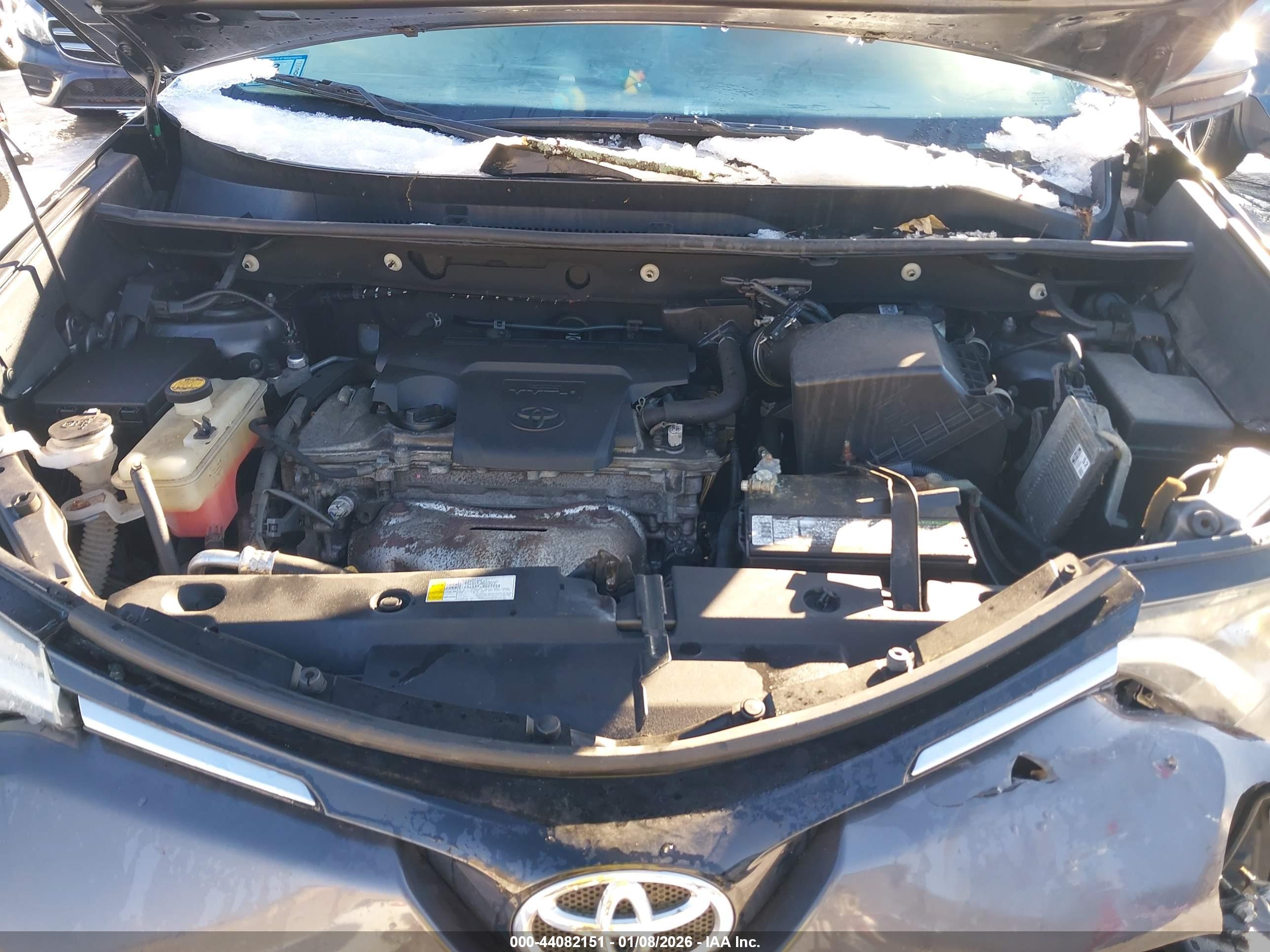 TOYOTA RAV4 image 10