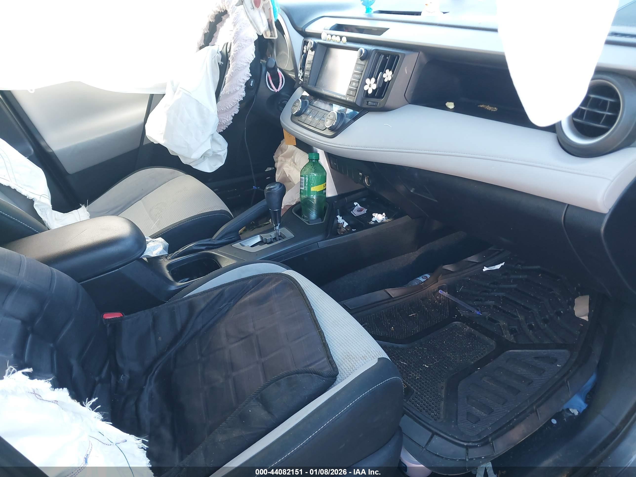 TOYOTA RAV4 image 5