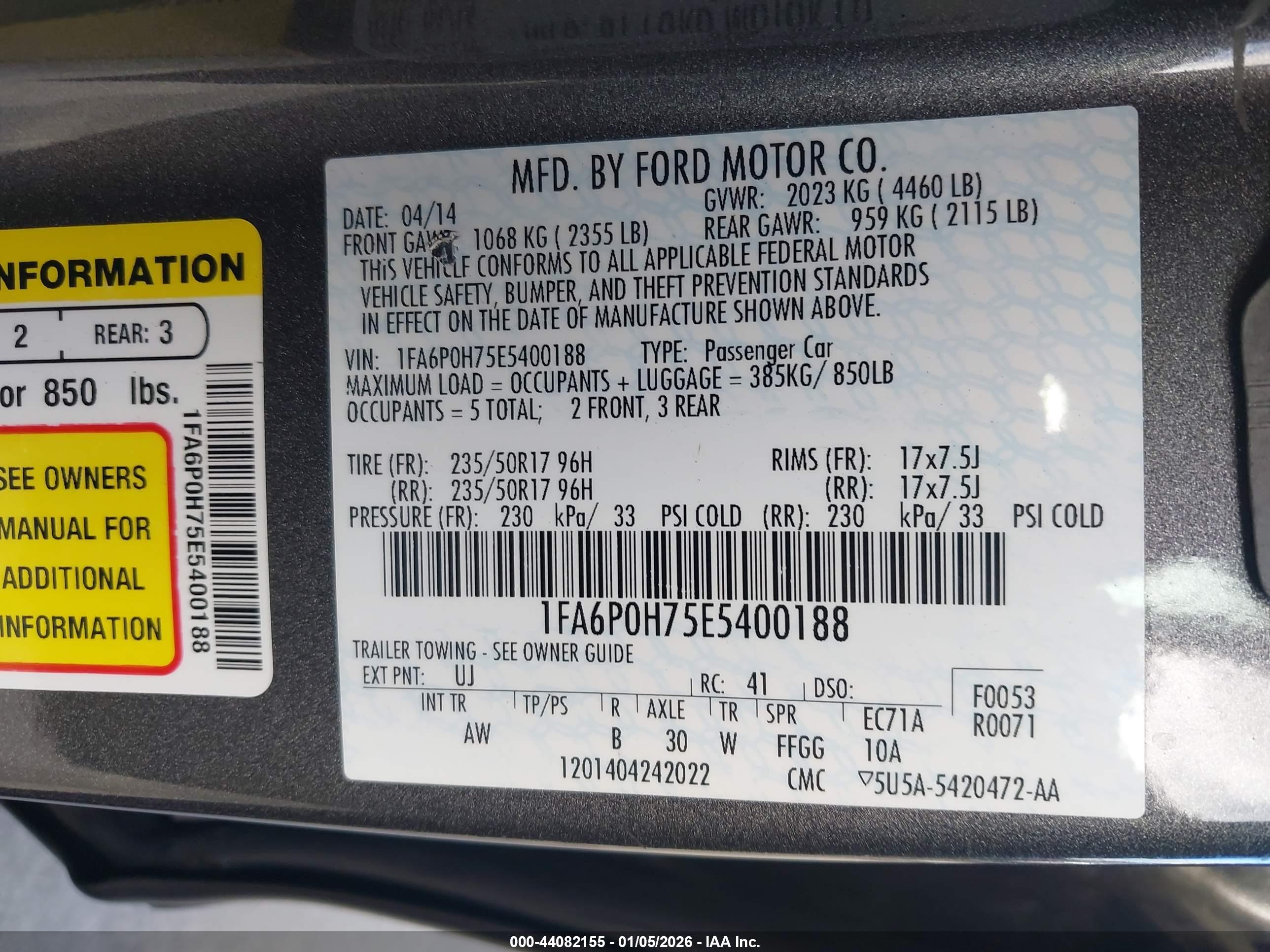 FORD FUSION image 9