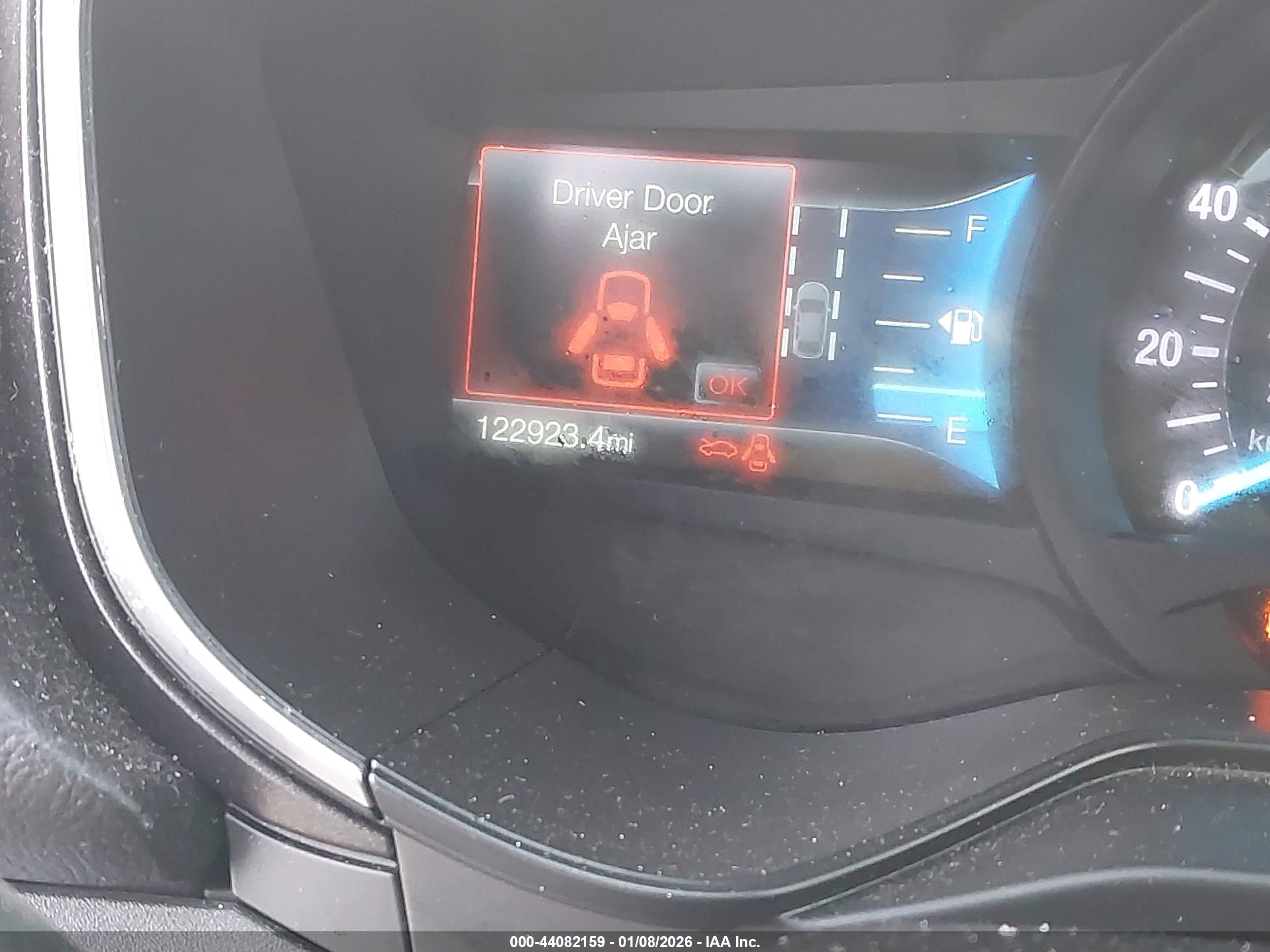 FORD FUSION image 7