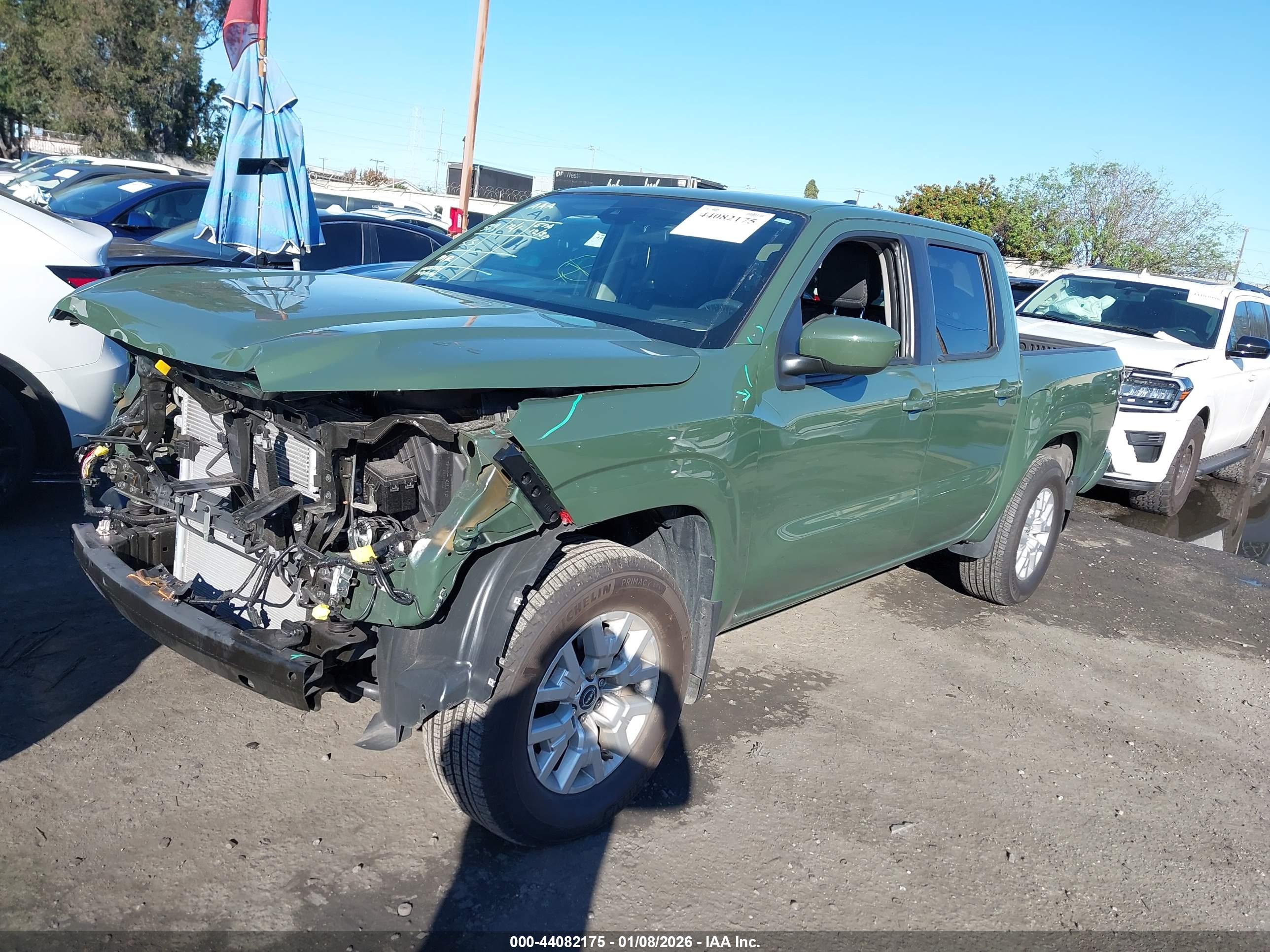 NISSAN FRONTIER image 2