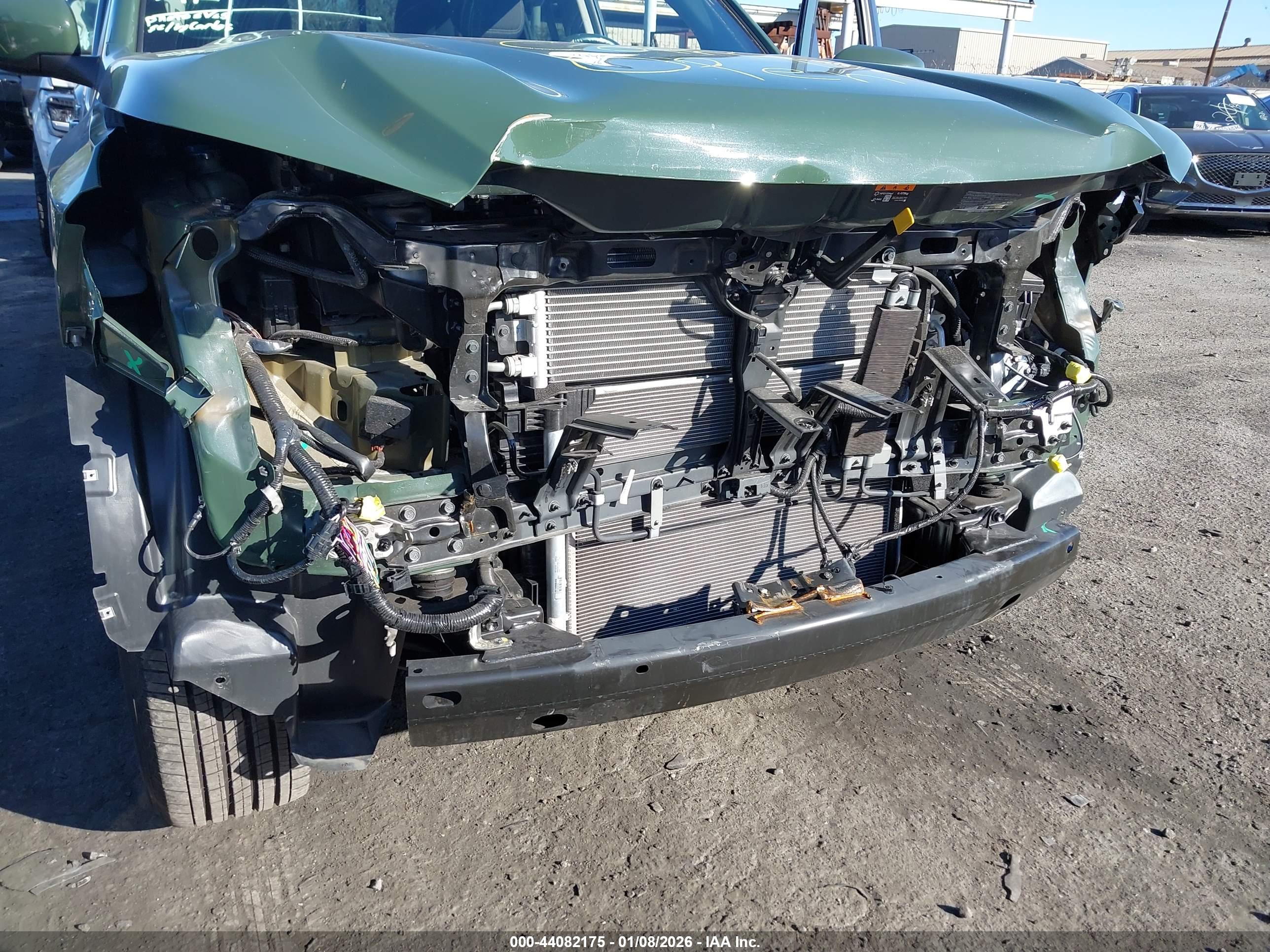 NISSAN FRONTIER image 6