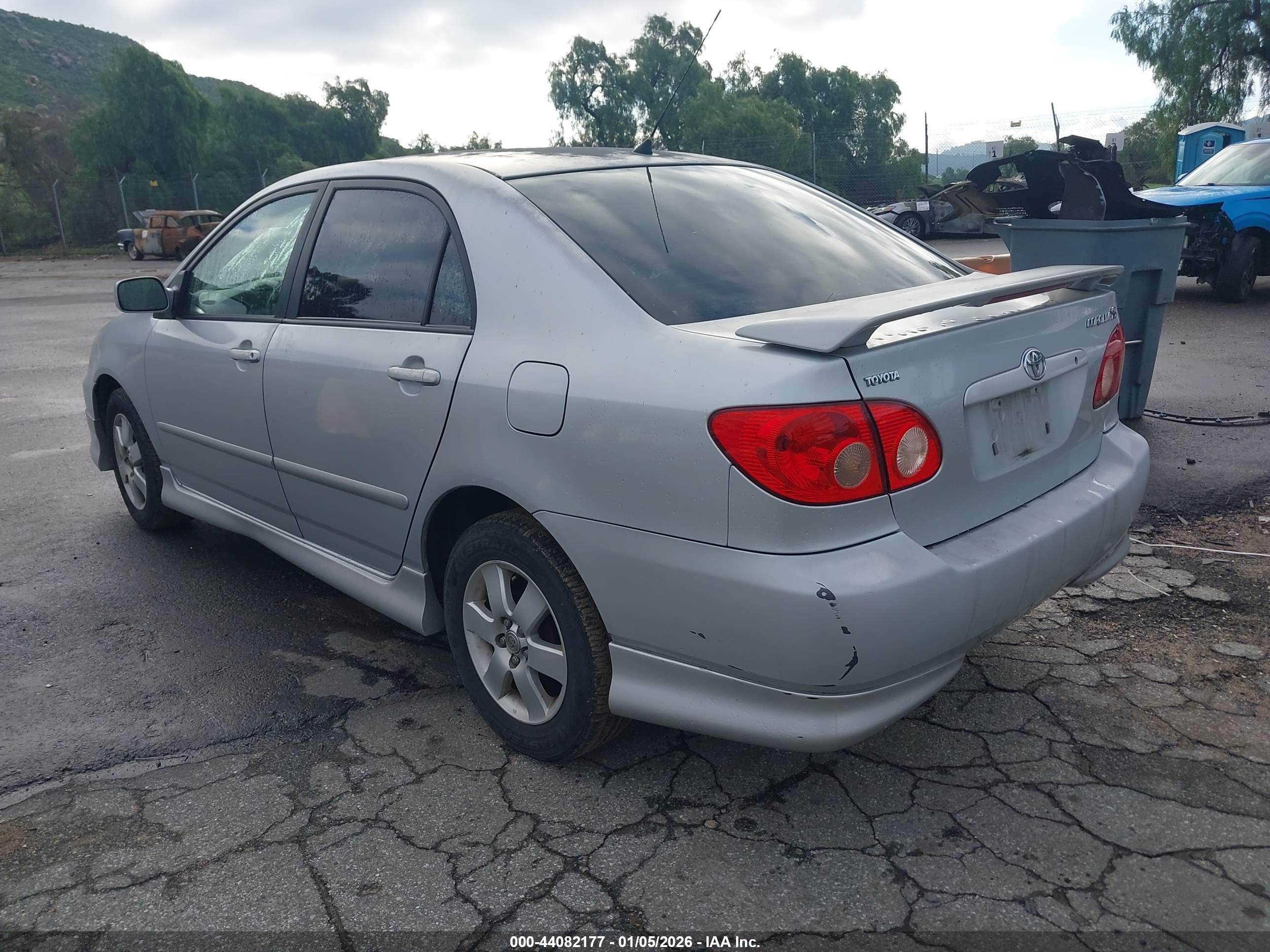 TOYOTA COROLLA image 3