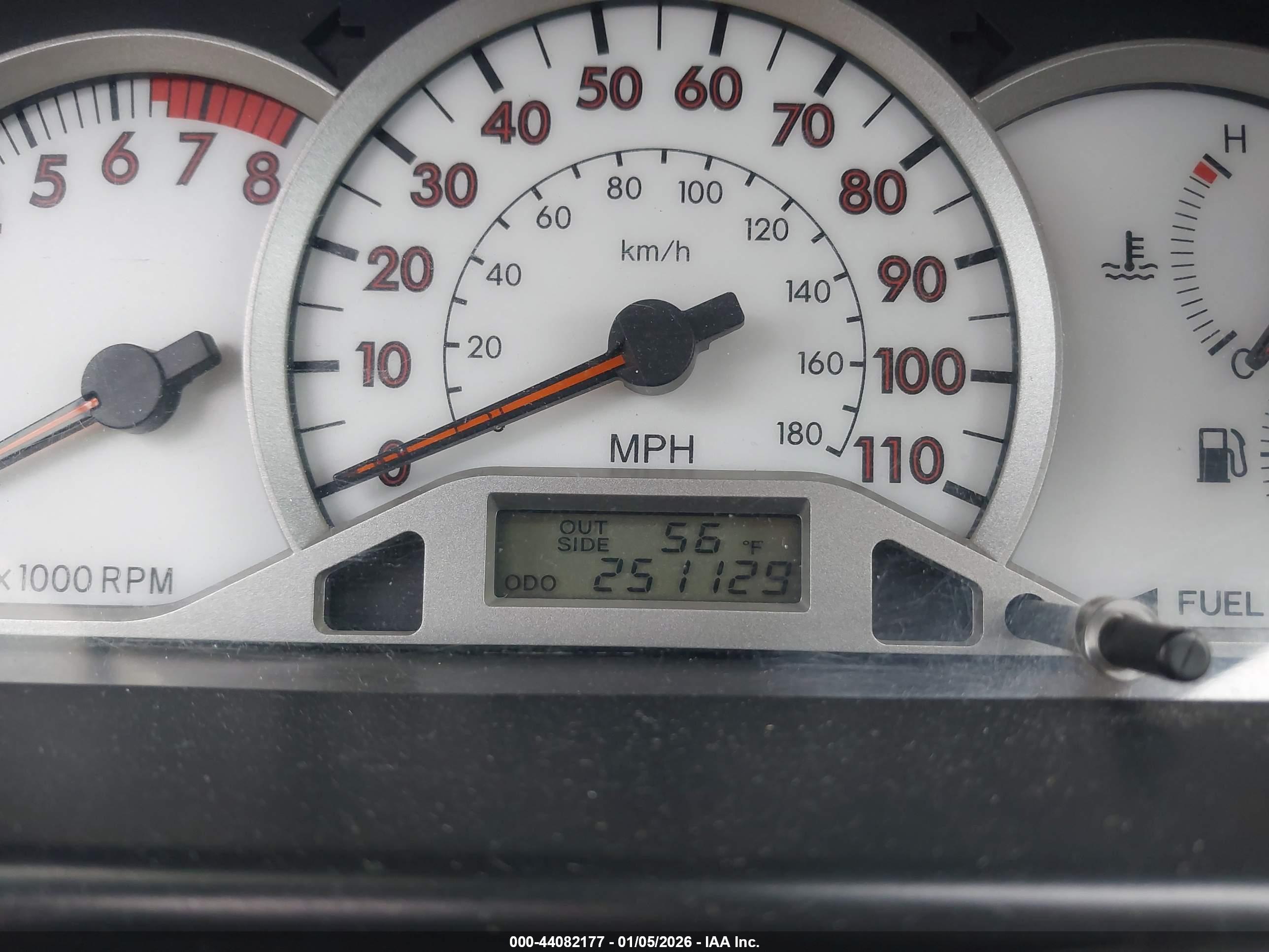 TOYOTA COROLLA image 7