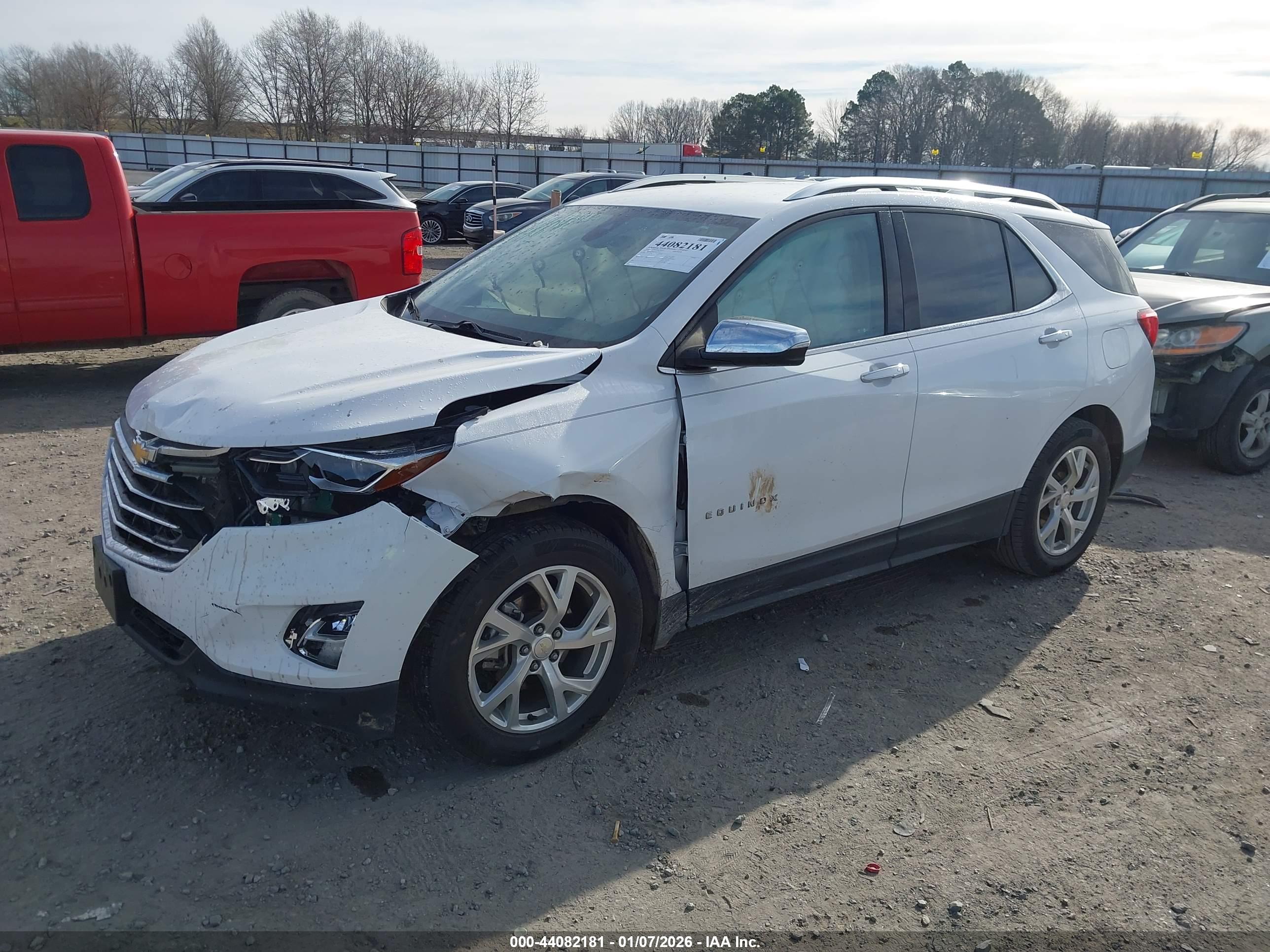 CHEVROLET EQUINOX image 2