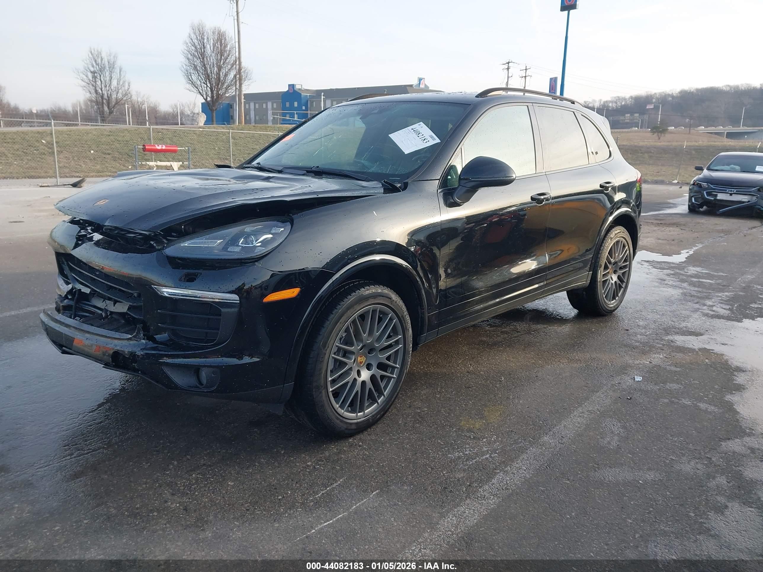 PORSCHE CAYENNE image 2