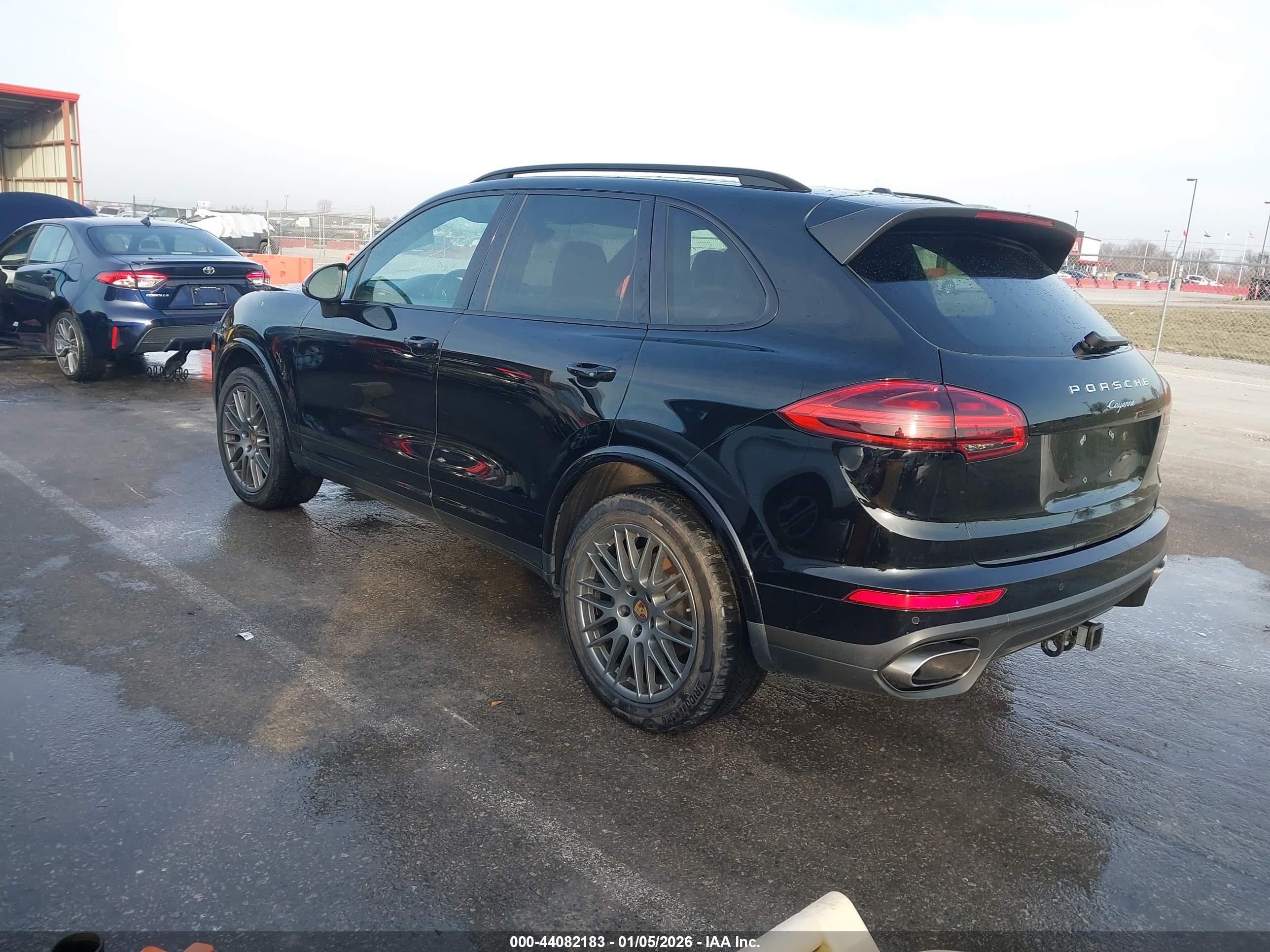 PORSCHE CAYENNE image 3