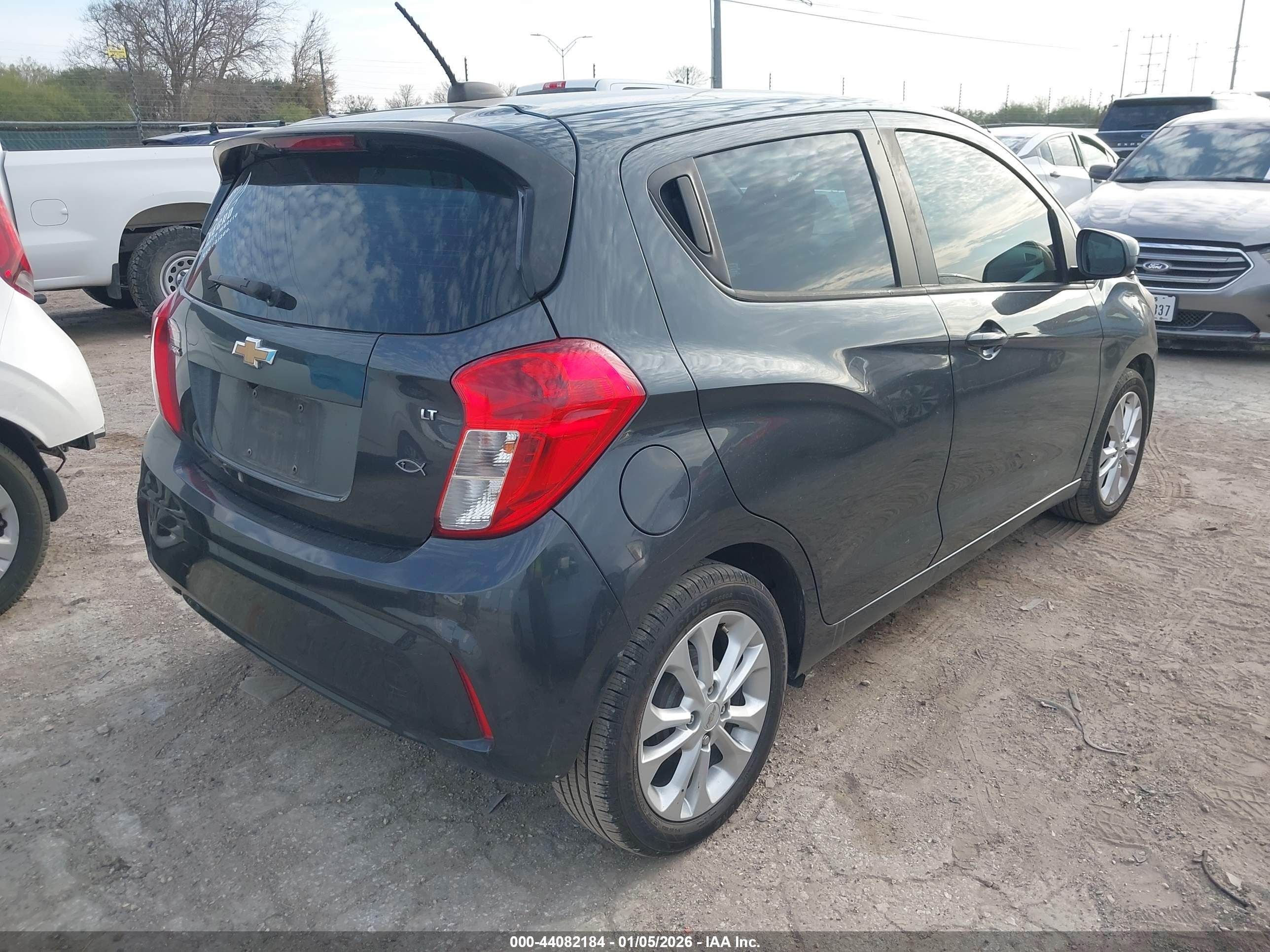 CHEVROLET SPARK image 4