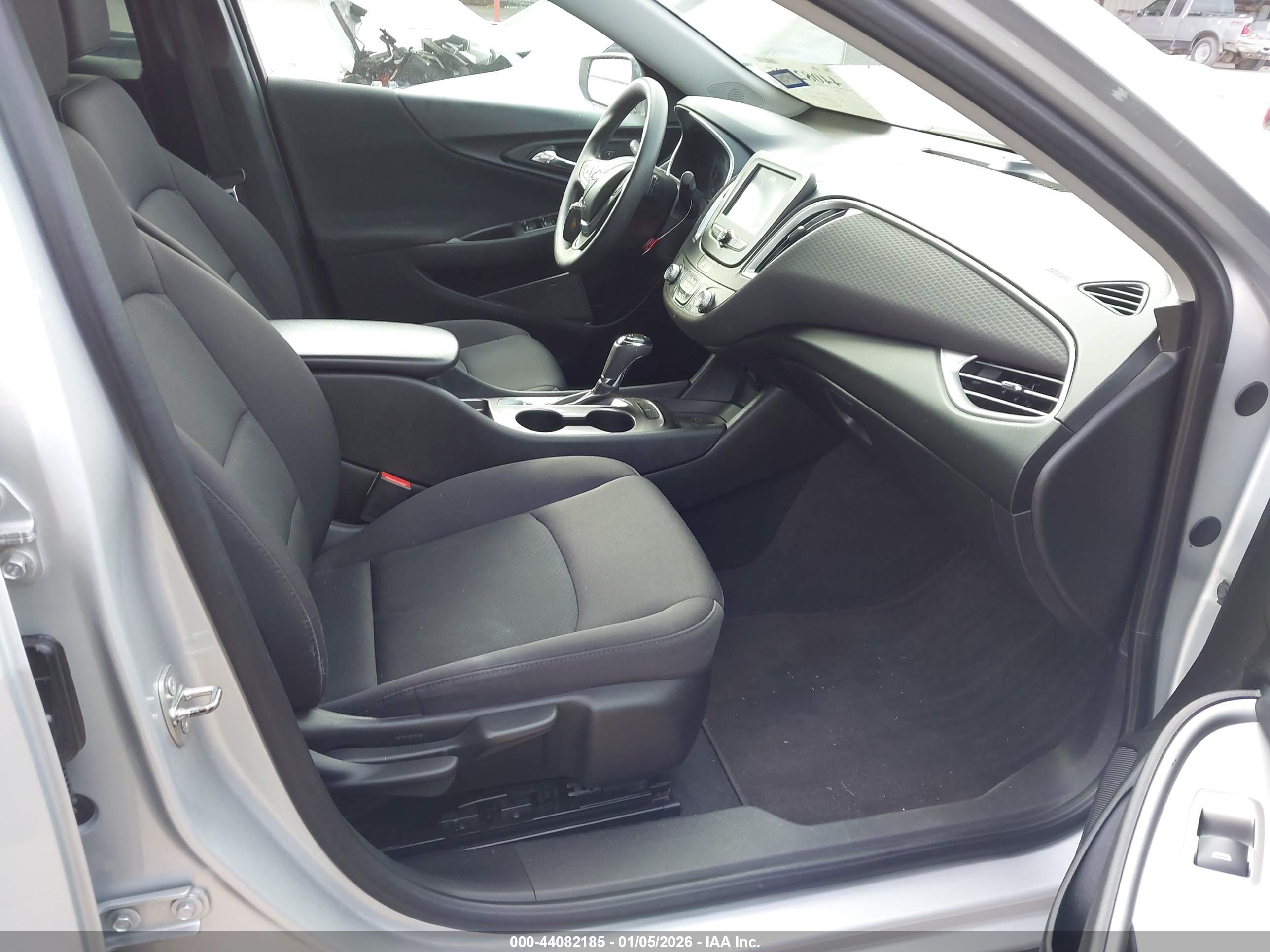 CHEVROLET MALIBU image 5