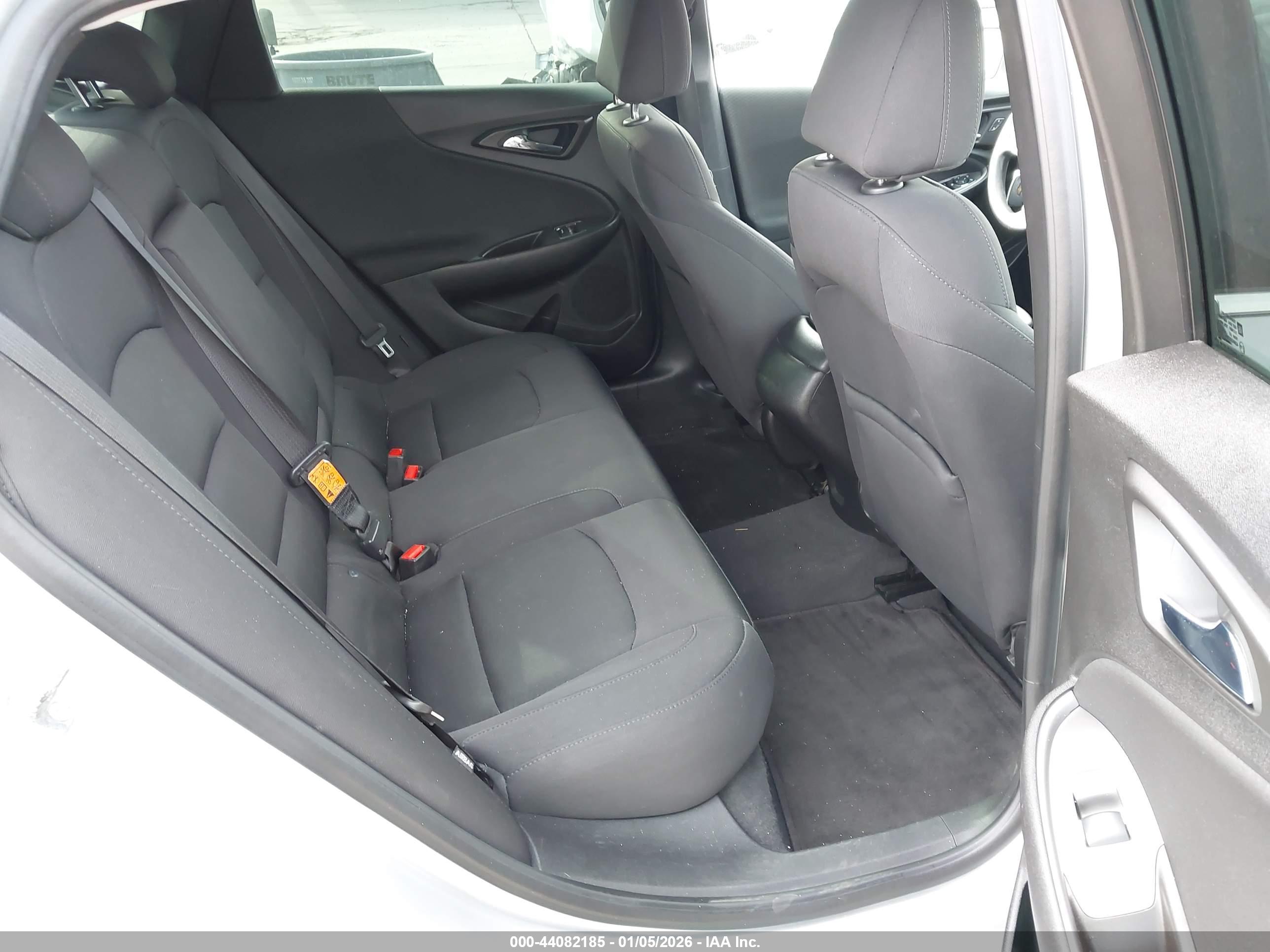 CHEVROLET MALIBU image 8
