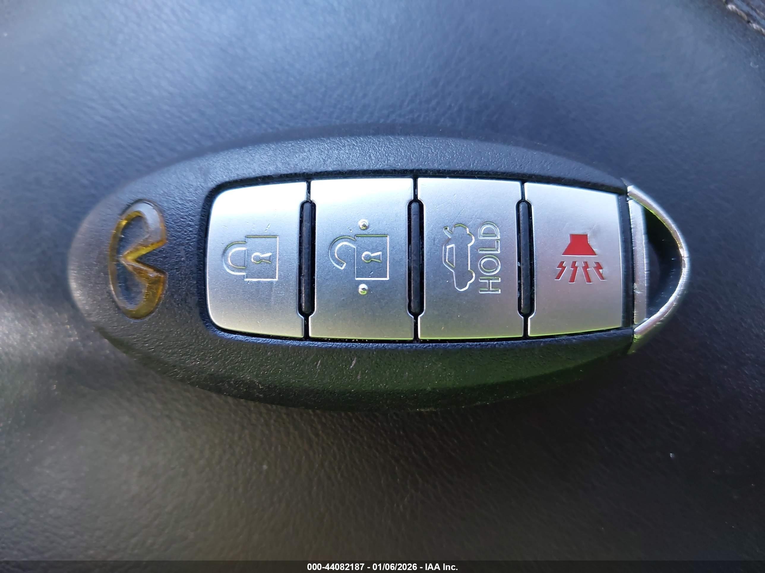 INFINITI Q50 image 11