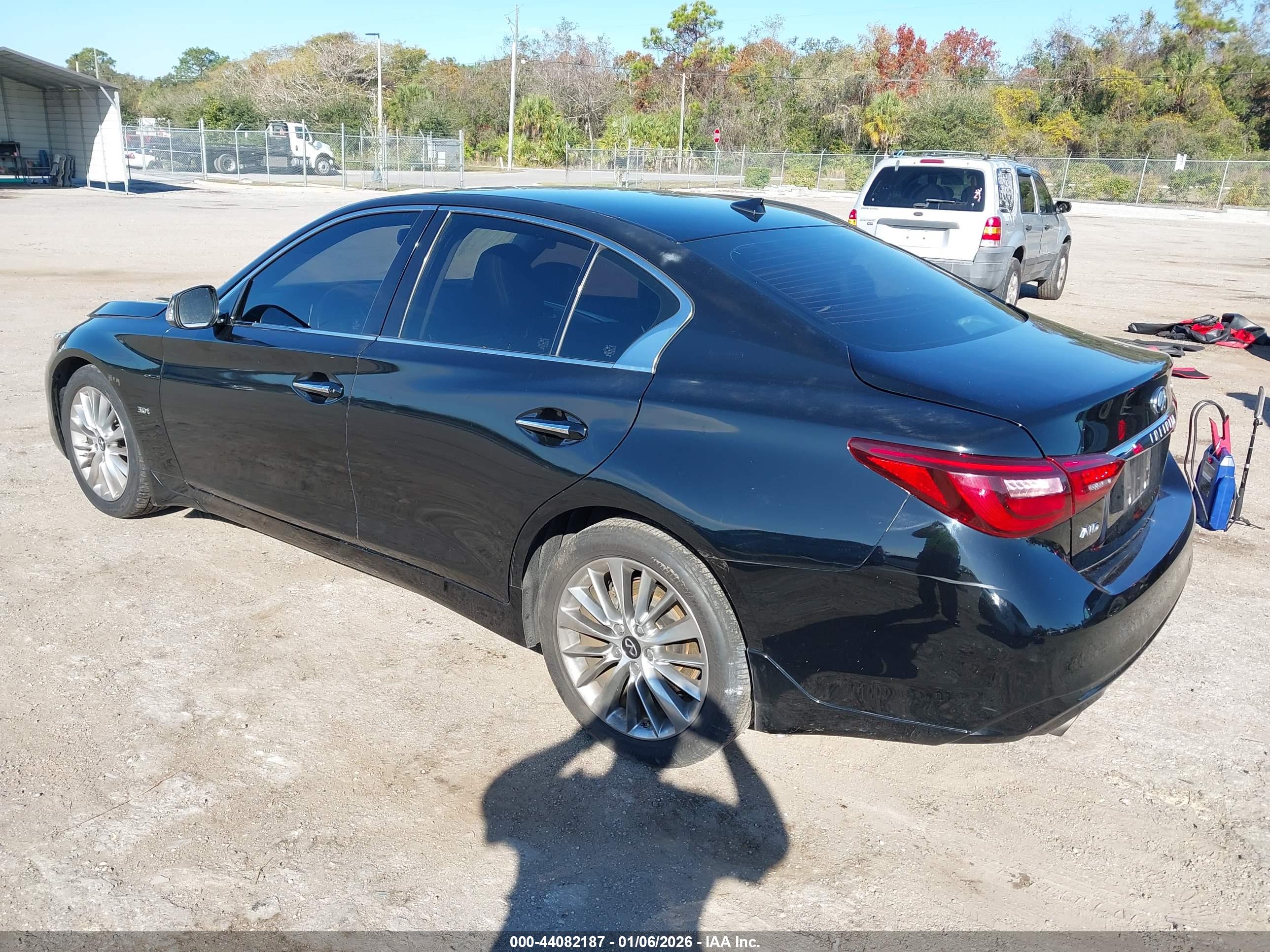 INFINITI Q50 image 3