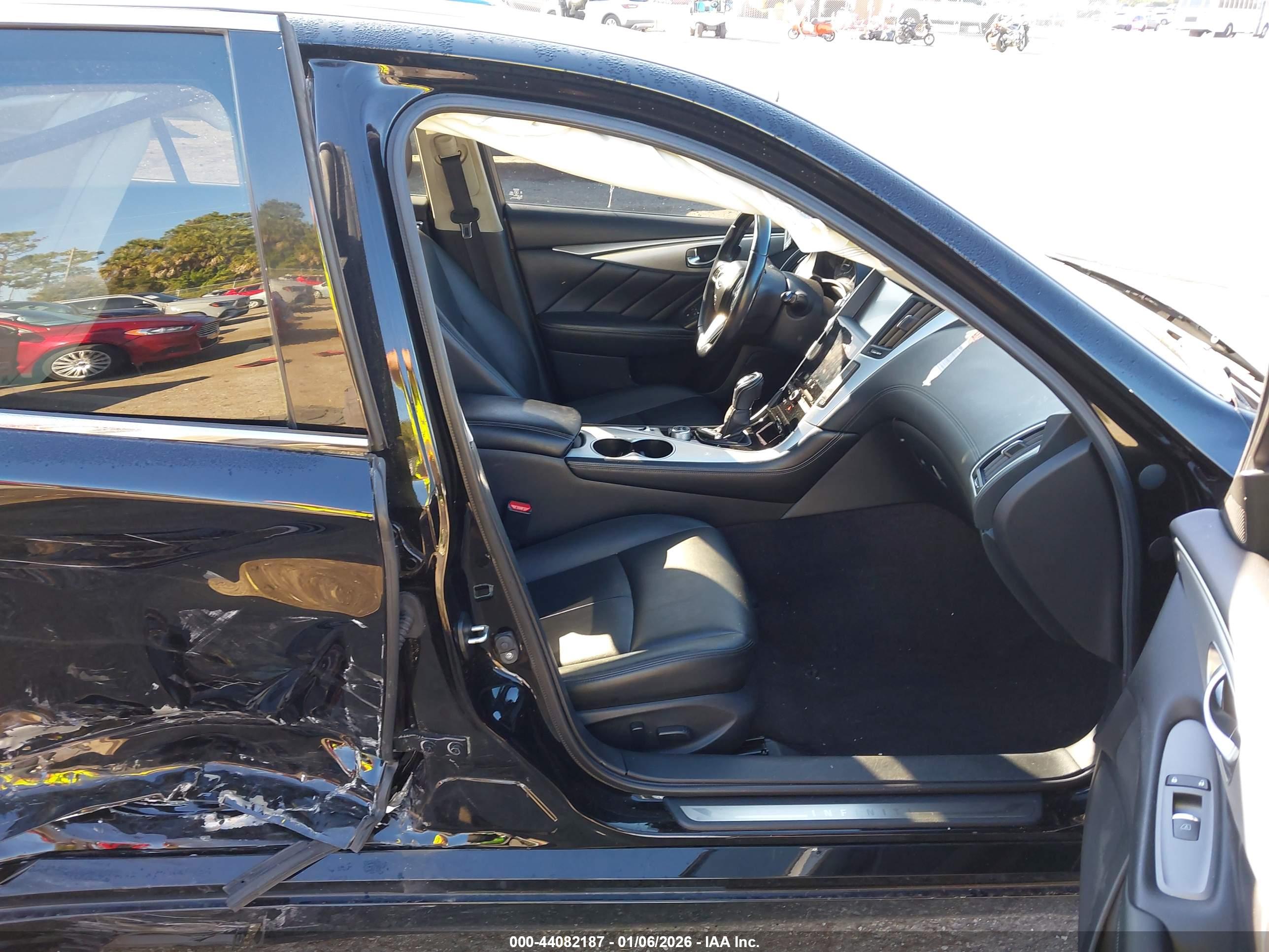 INFINITI Q50 image 5