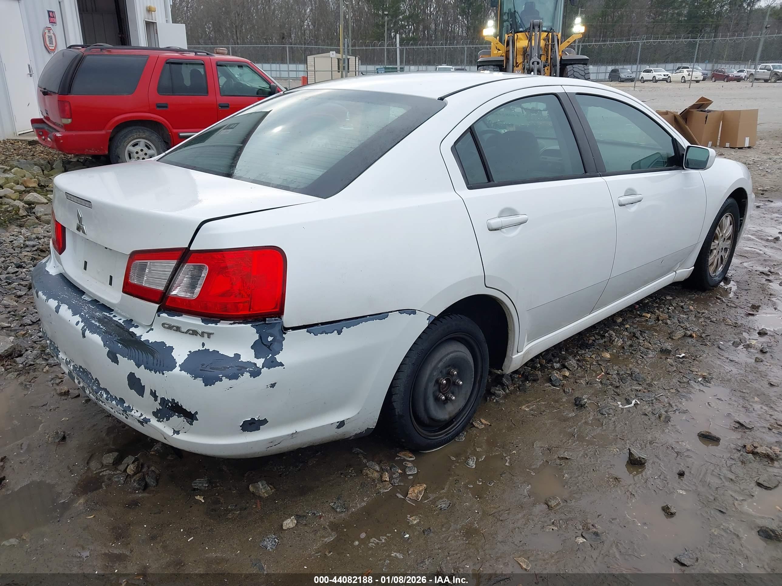 MITSUBISHI GALANT image 4