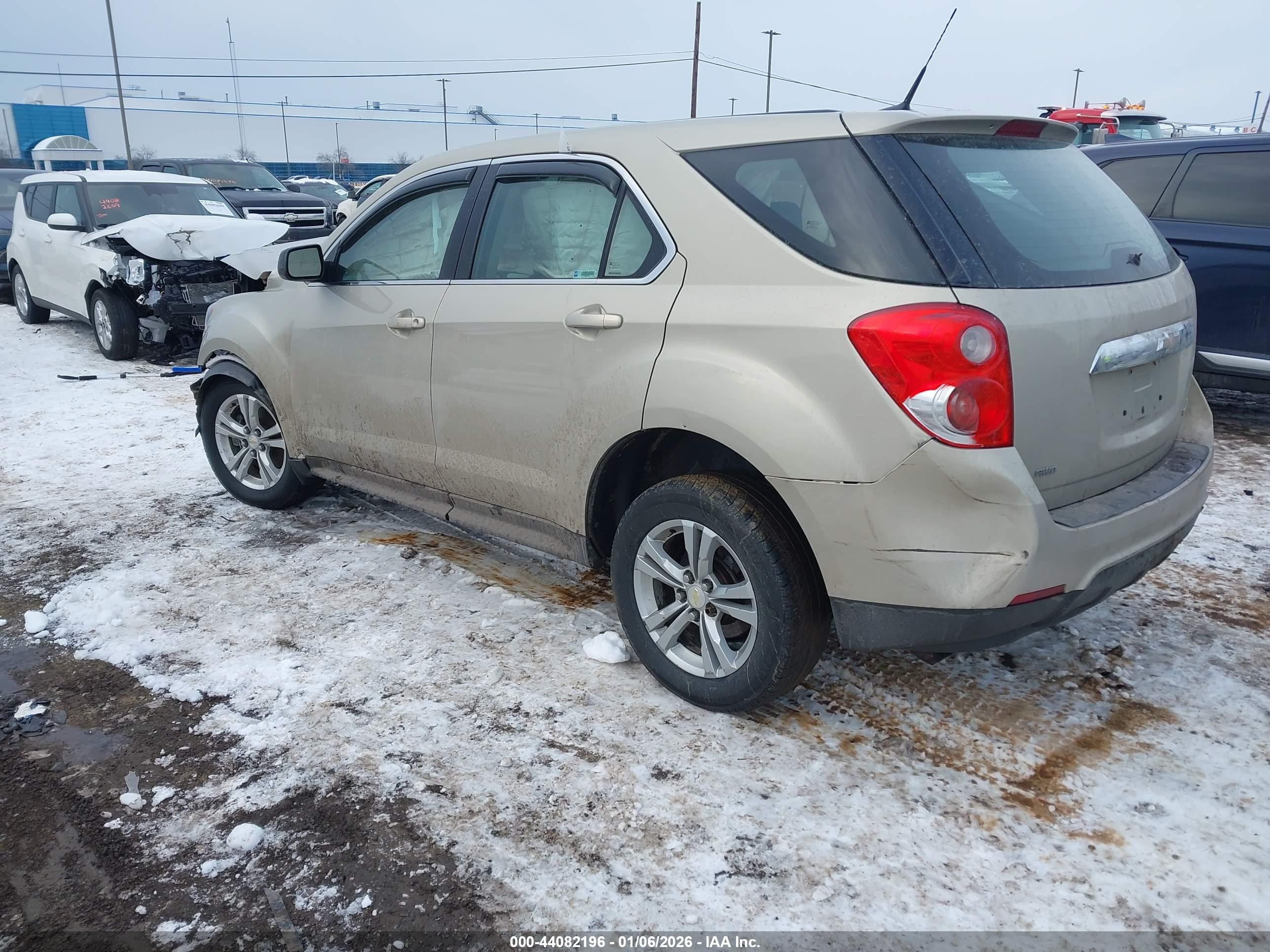CHEVROLET EQUINOX image 3
