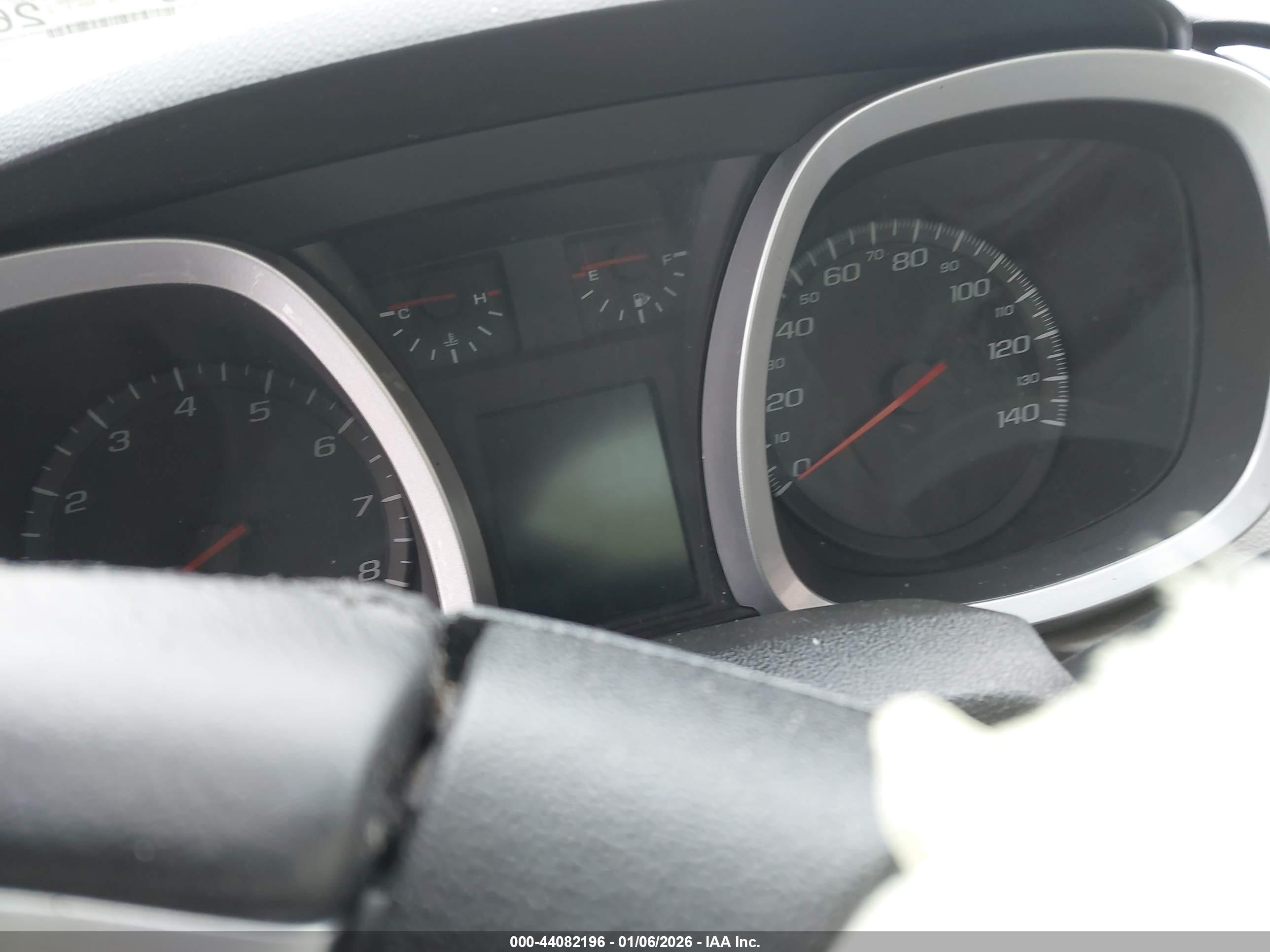 CHEVROLET EQUINOX image 7