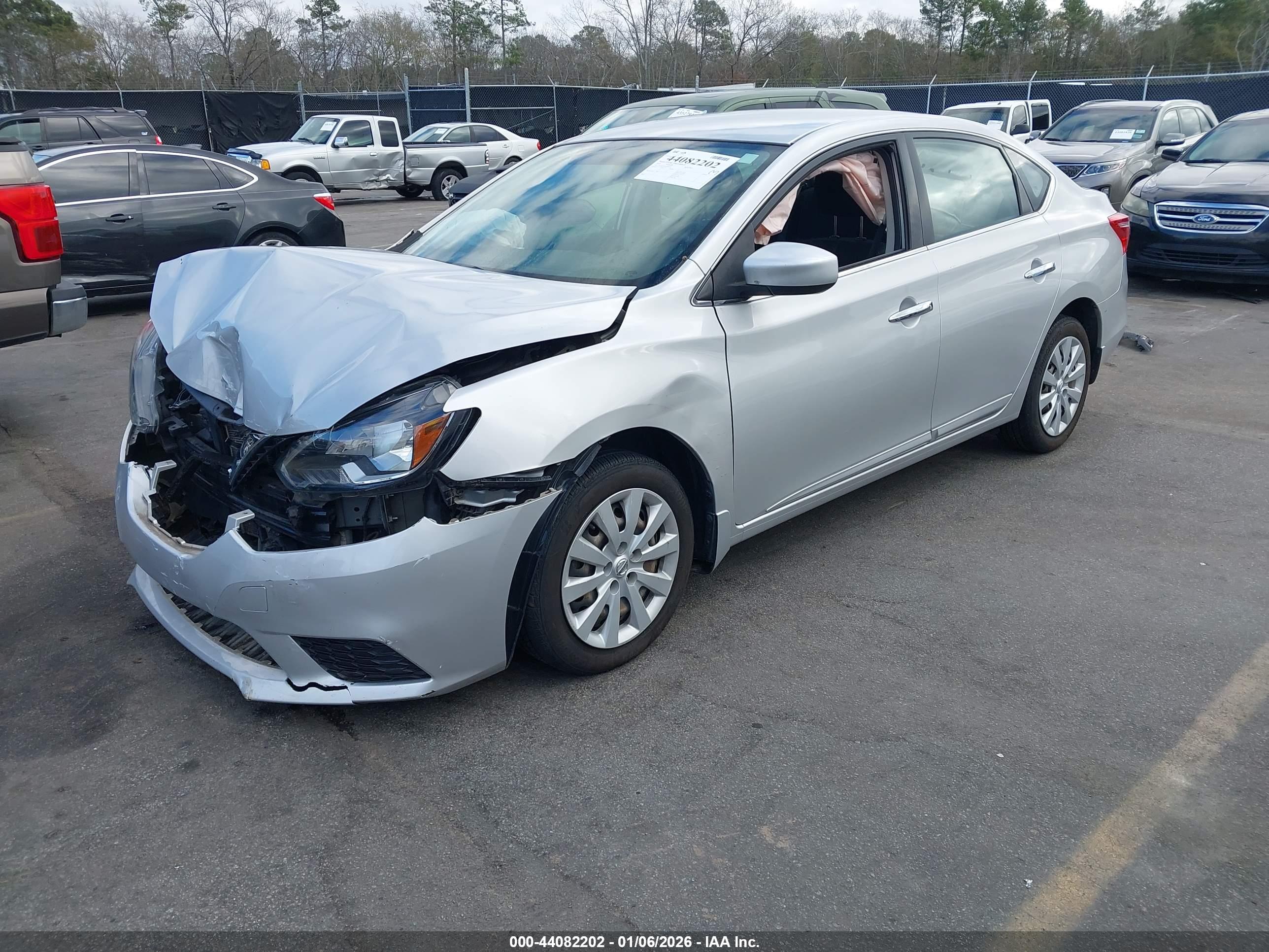 NISSAN SENTRA image 2