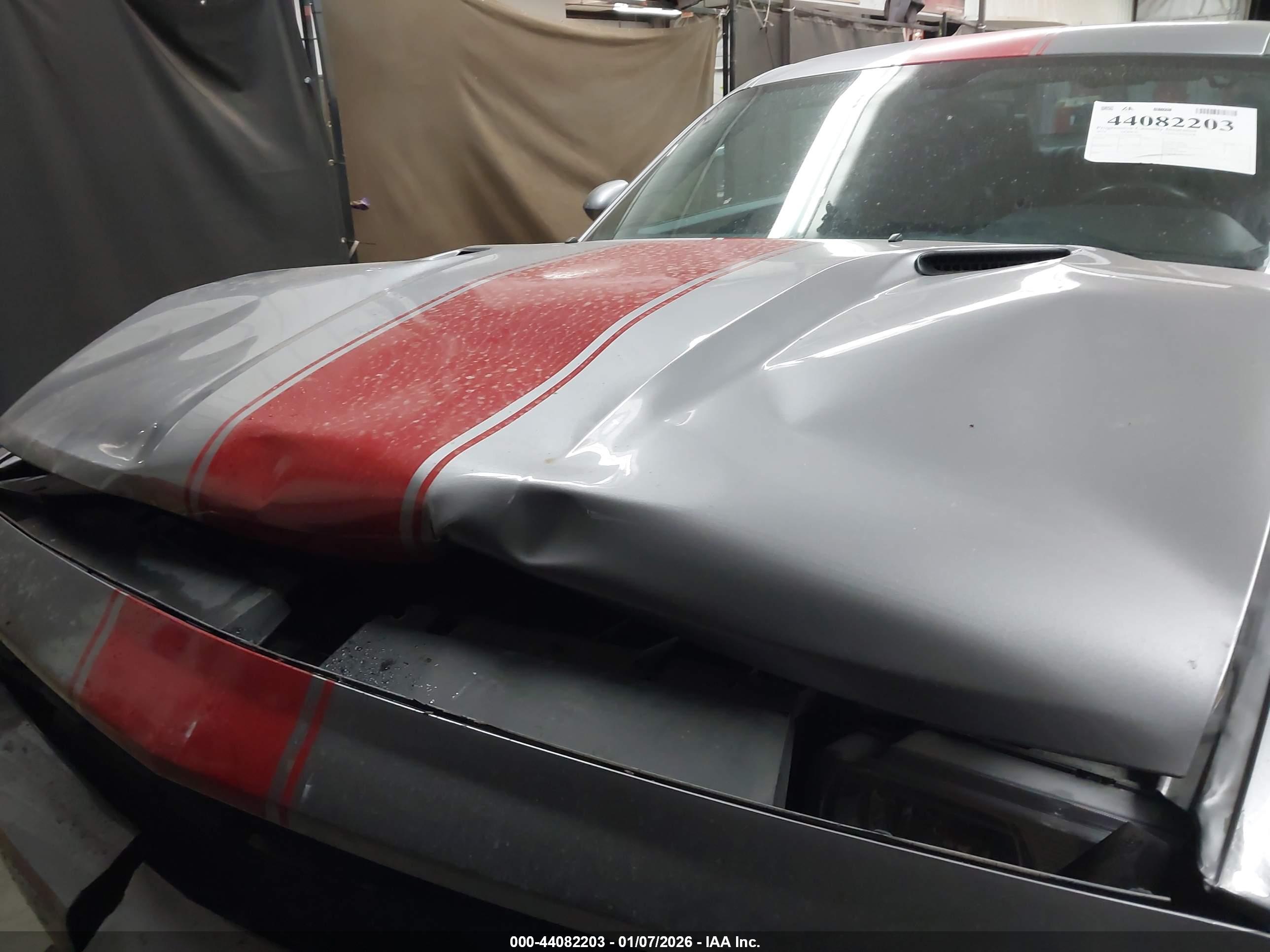 DODGE CHALLENGER image 10