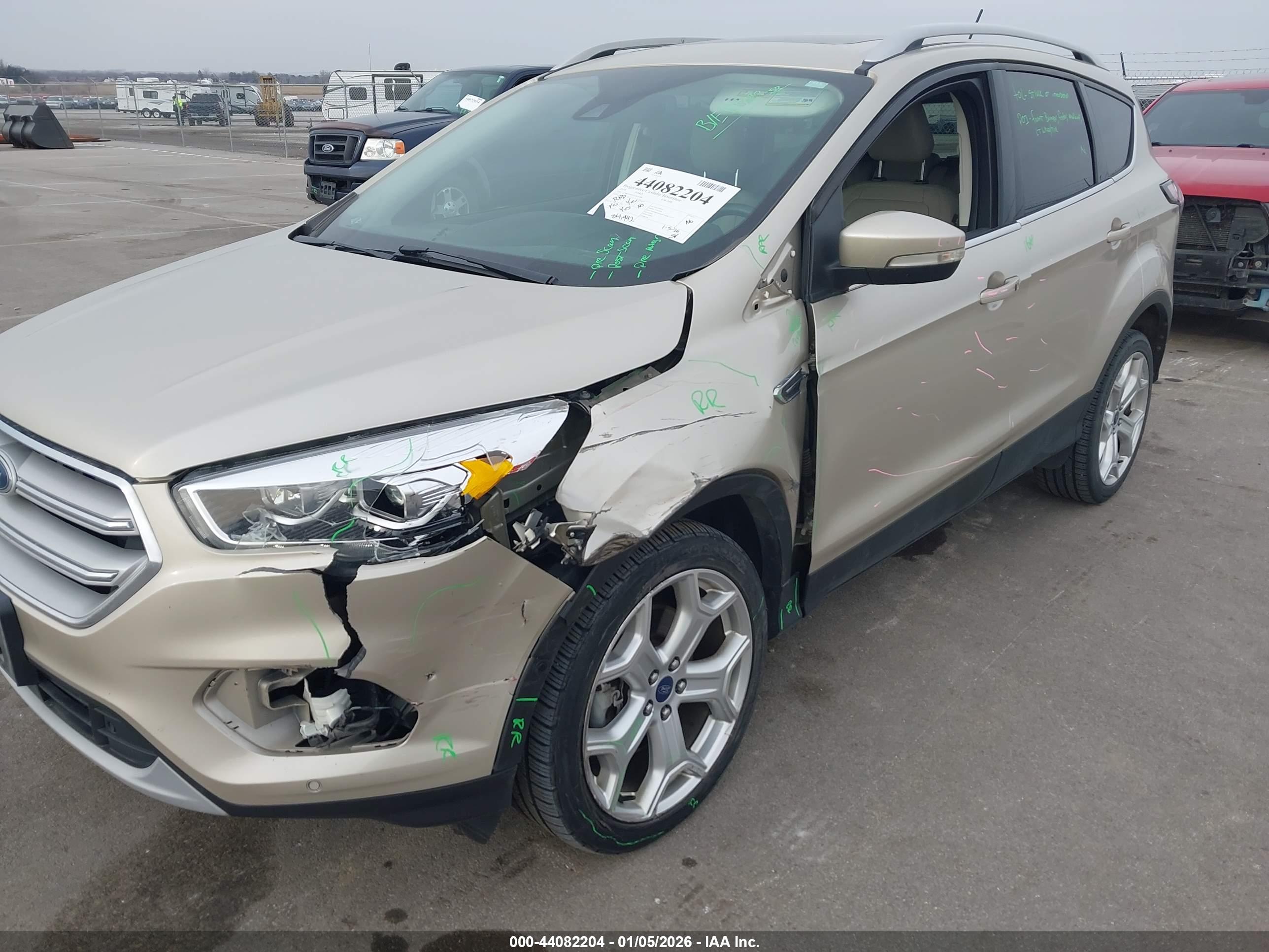 FORD ESCAPE image 6