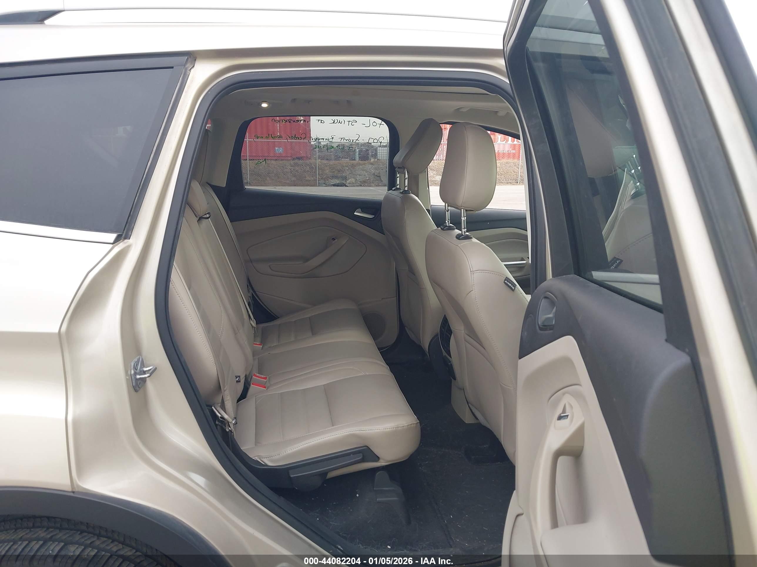 FORD ESCAPE image 8