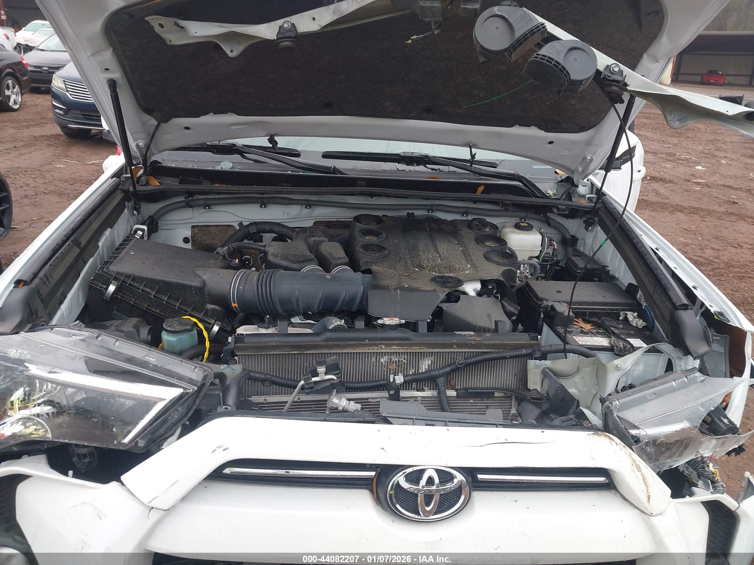TOYOTA 4RUNNER image 10