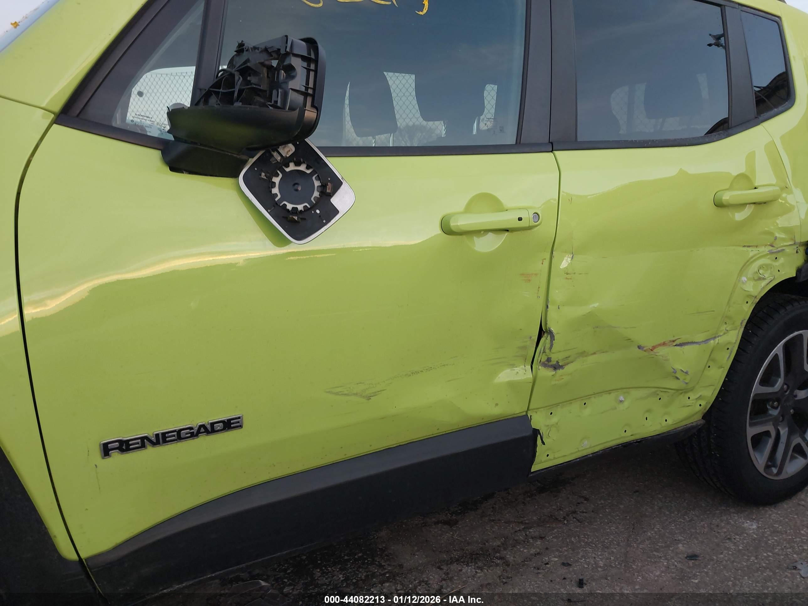 JEEP RENEGADE image 6