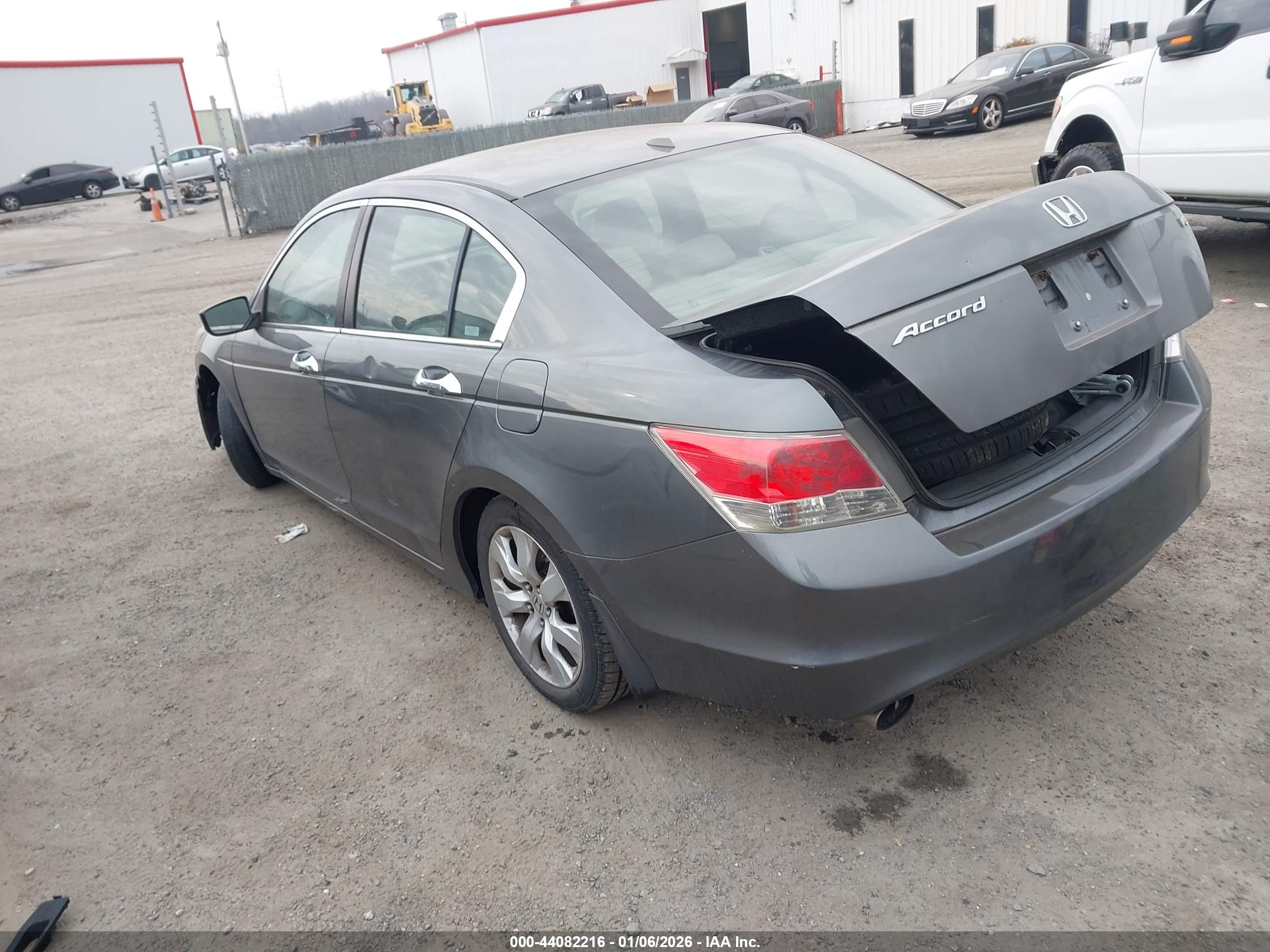 HONDA ACCORD image 3