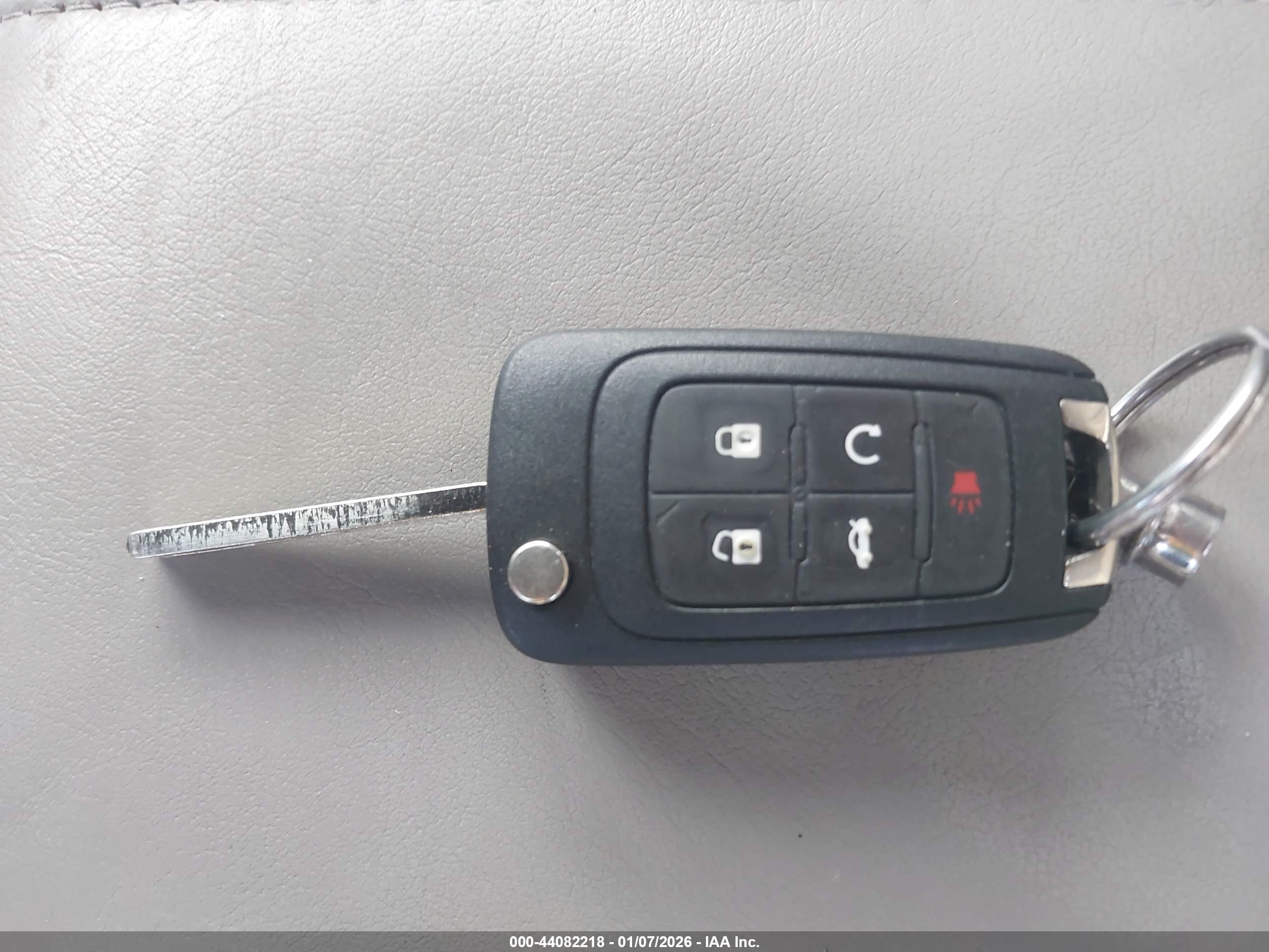 BUICK LACROSSE image 11
