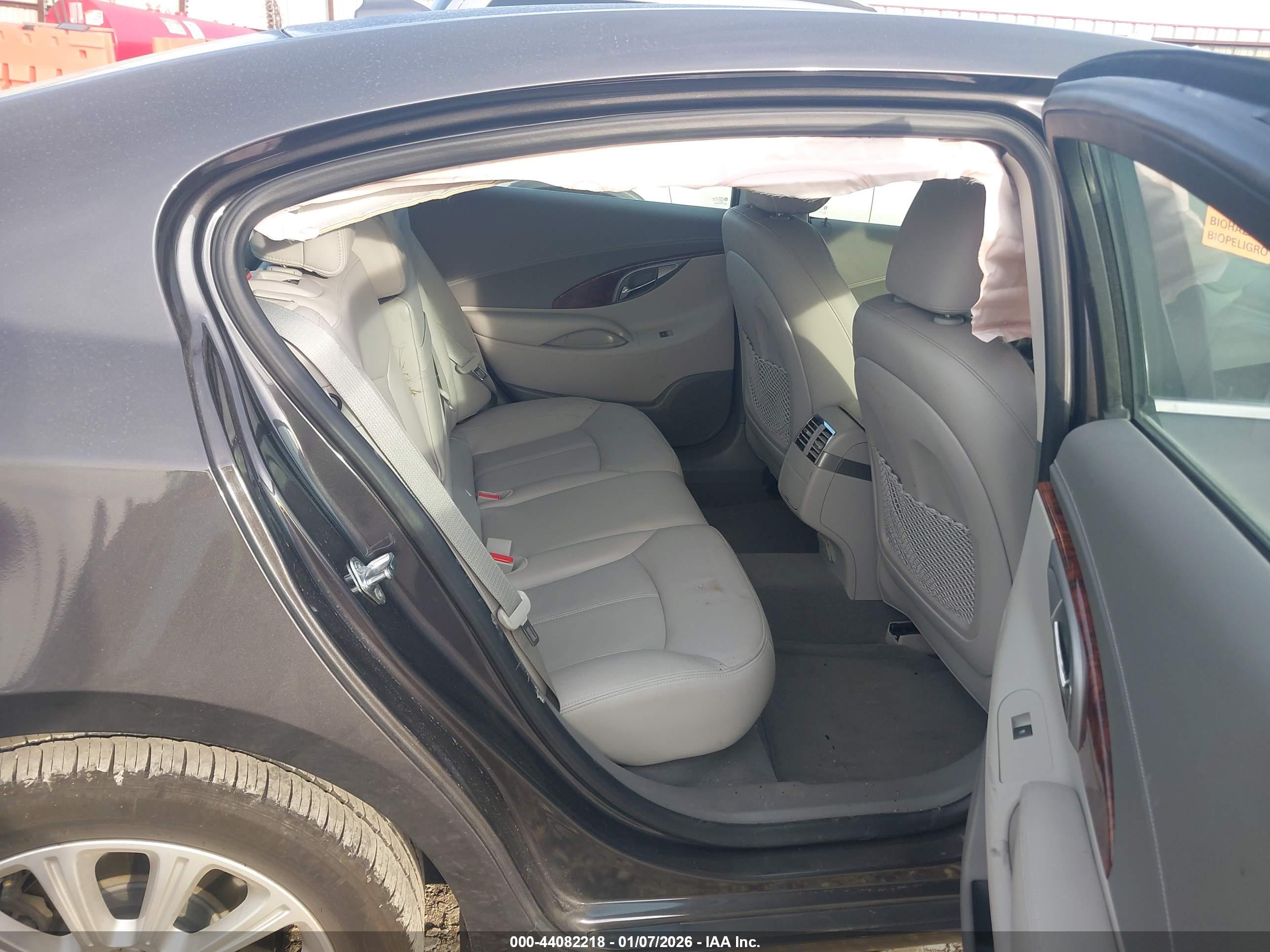 BUICK LACROSSE image 8